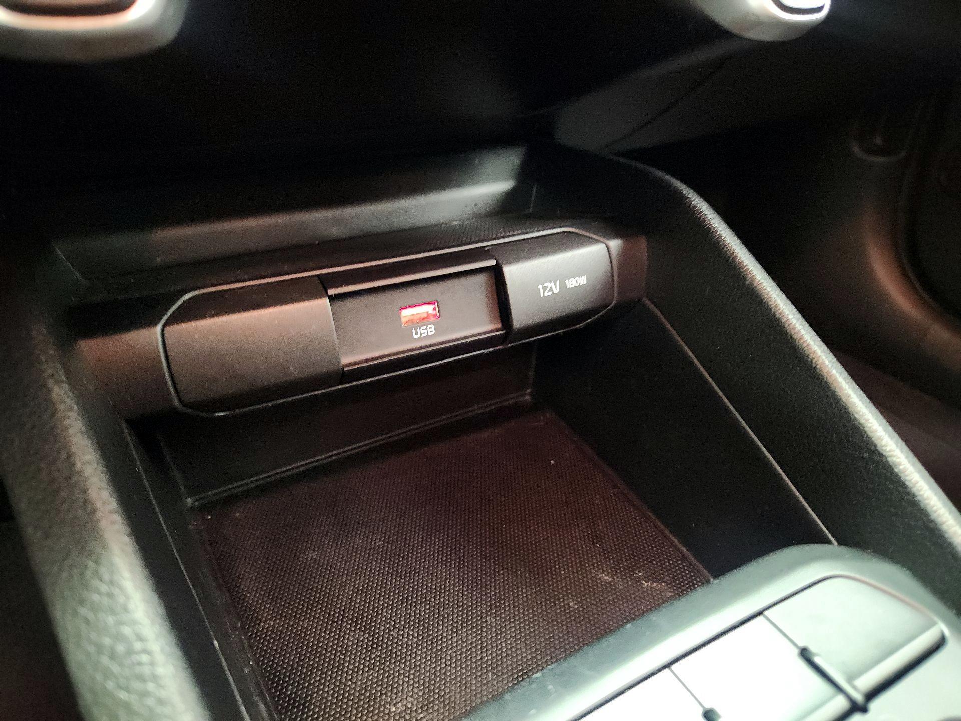 Thumbnail: 2022 Kia Rio - 18