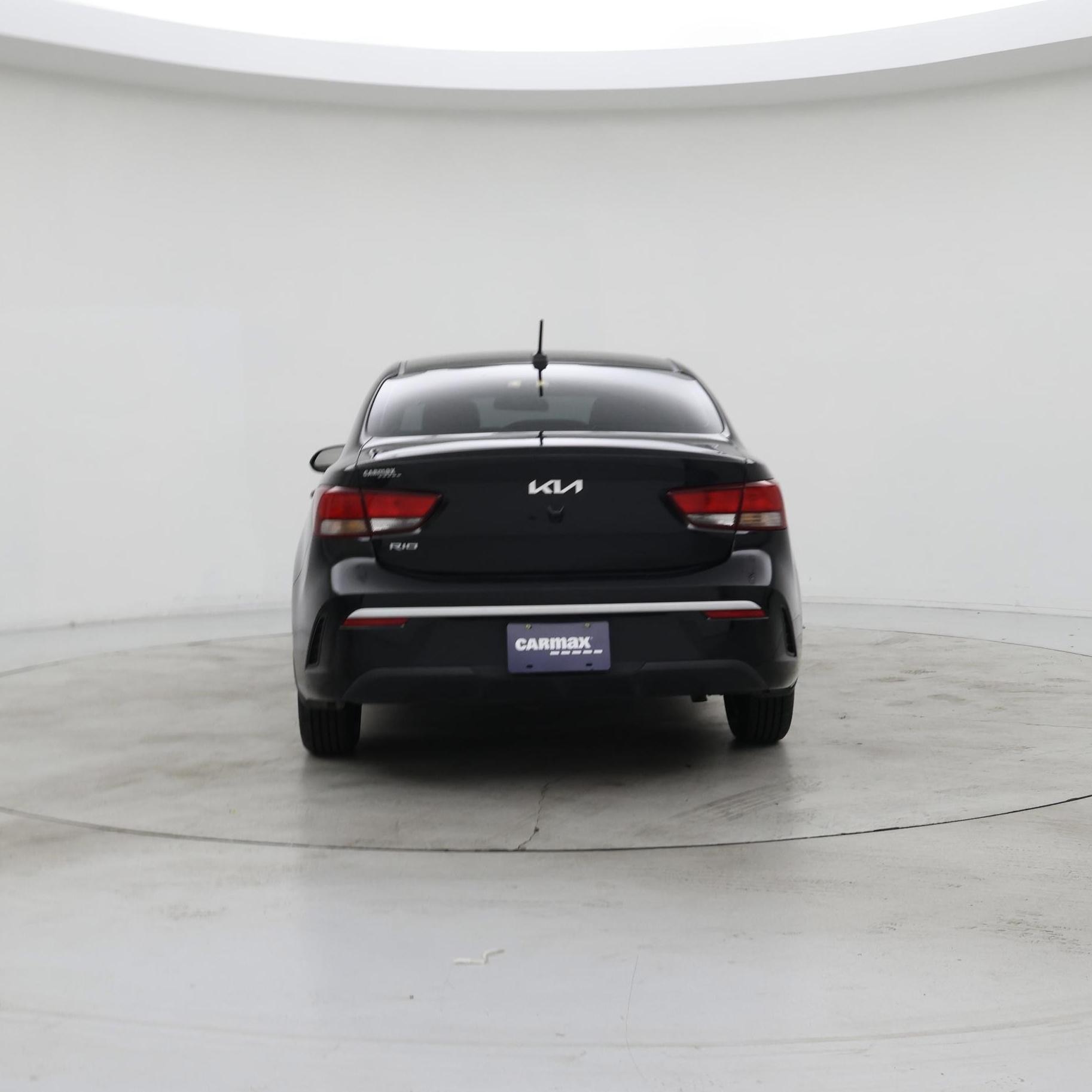 Thumbnail: 2022 Kia Rio - 6