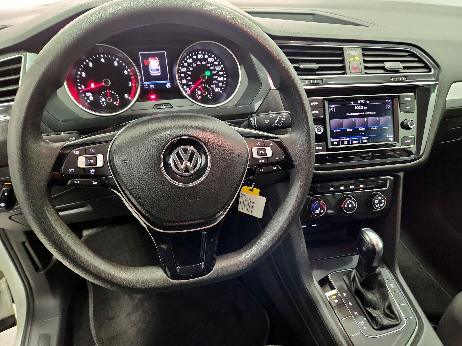 Thumbnail: 2021 Volkswagen Tiguan - 9