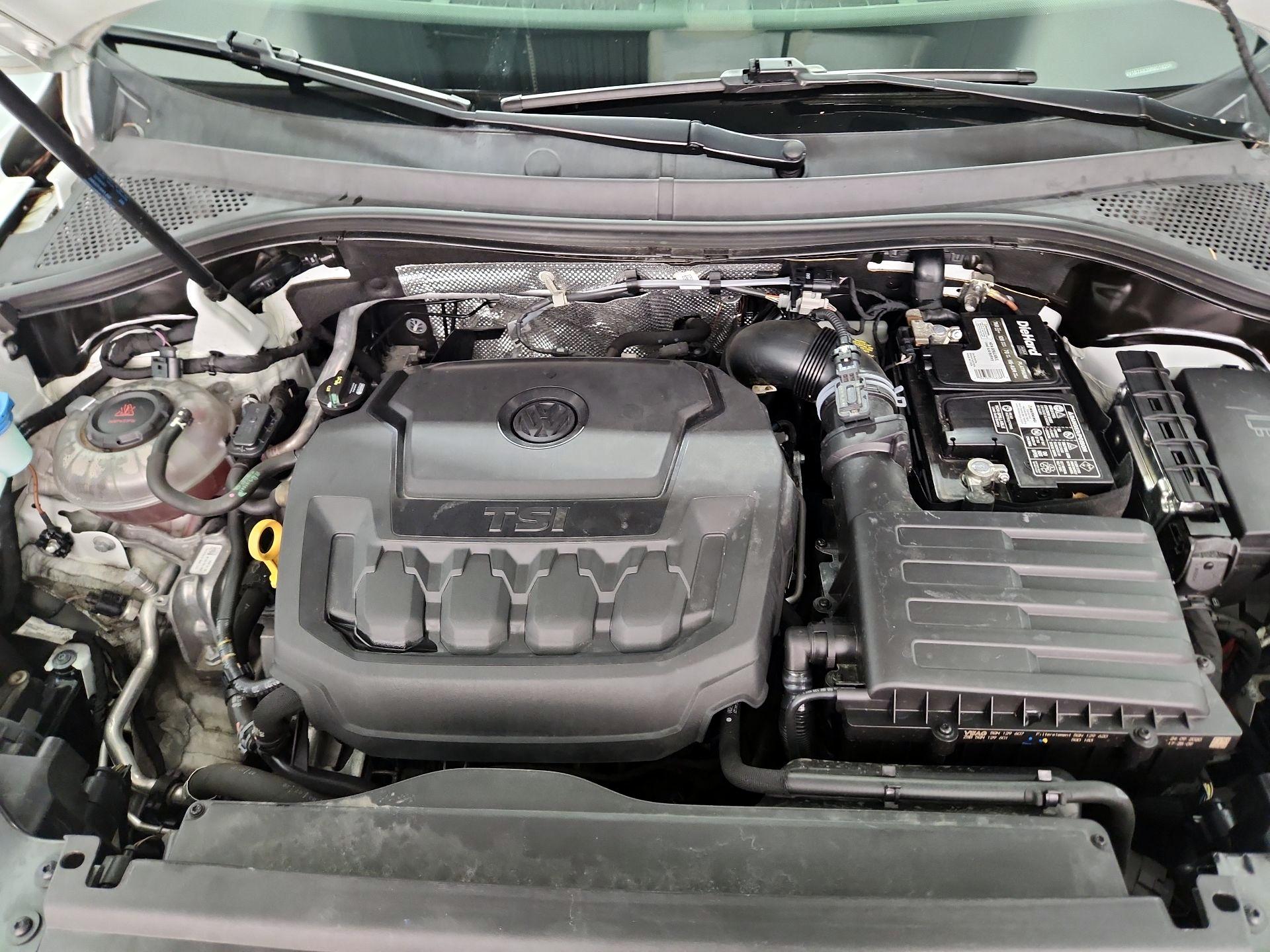 Thumbnail: 2021 Volkswagen Tiguan - 20