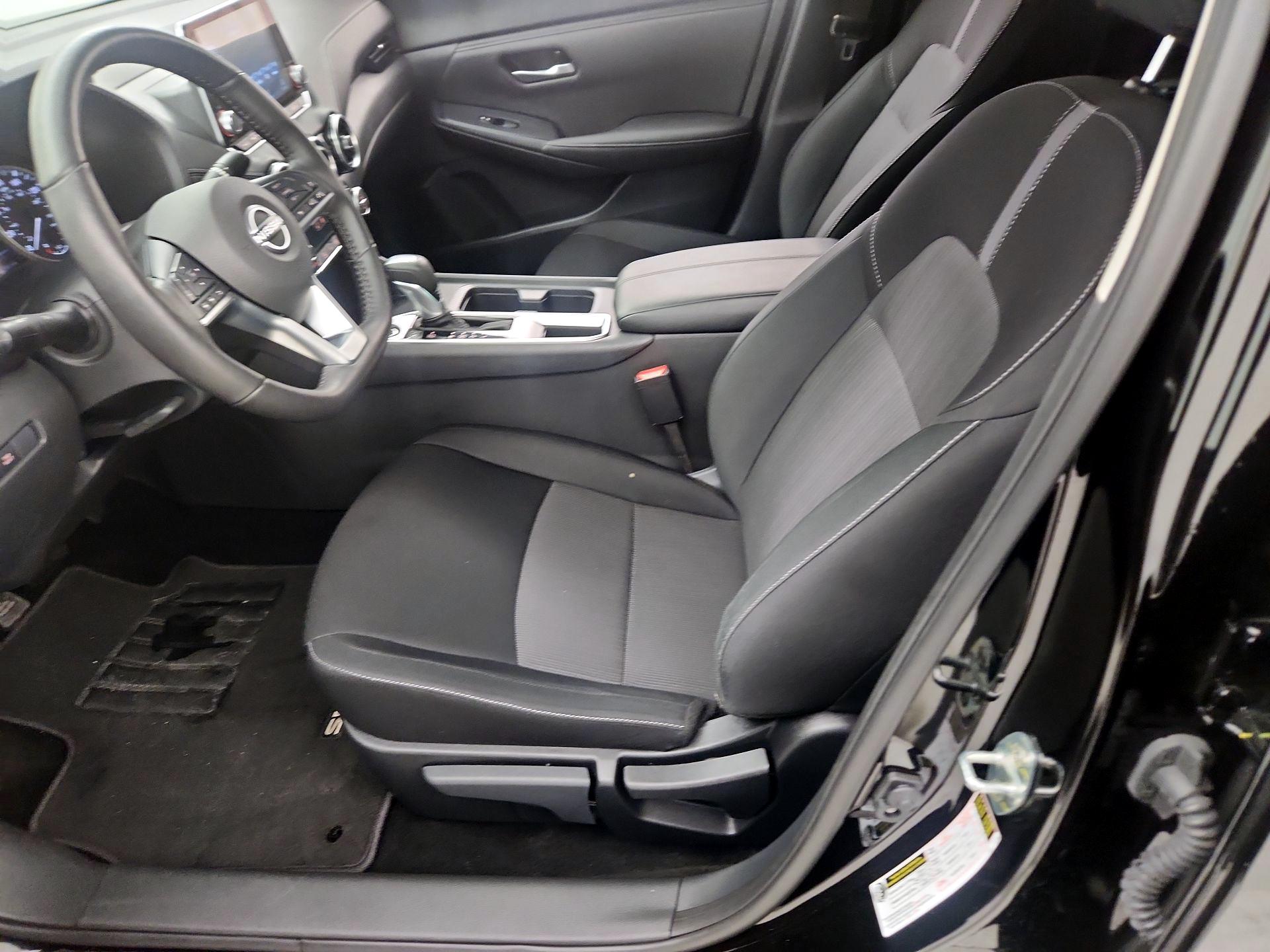 Thumbnail: 2025 Nissan Sentra - 11