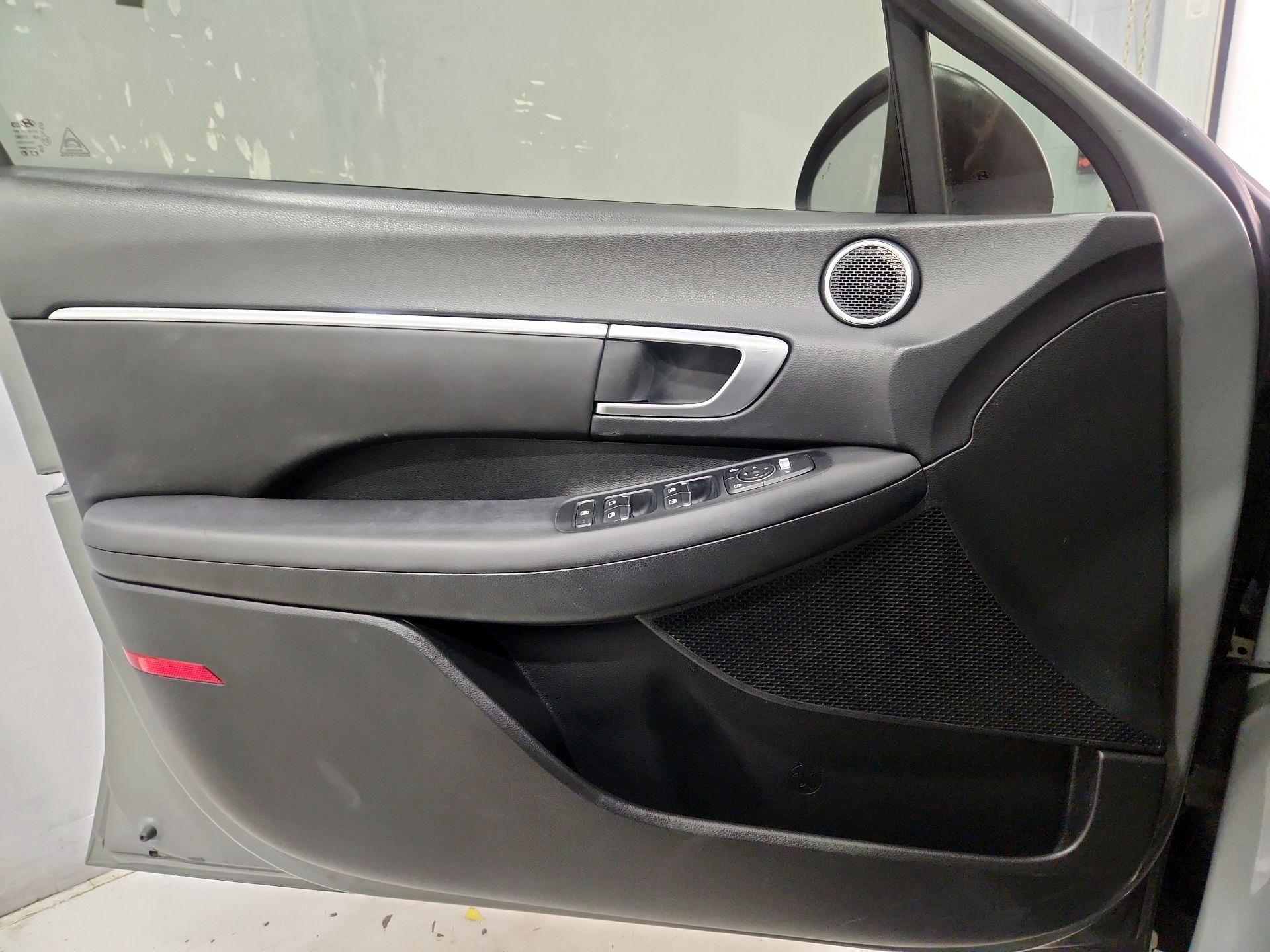 Thumbnail: 2023 Hyundai Sonata - 12