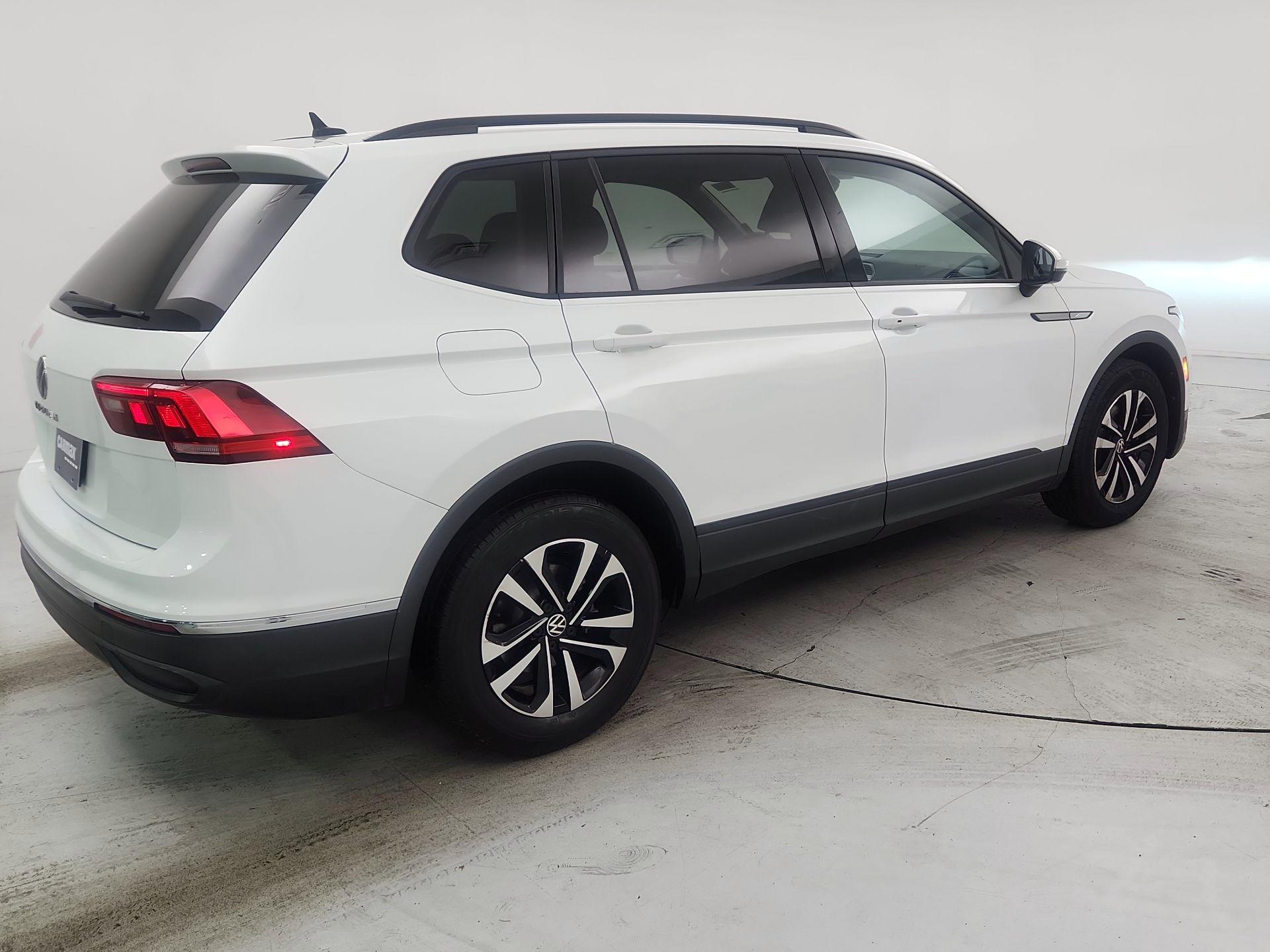 Thumbnail: 2023 Volkswagen Tiguan - 5