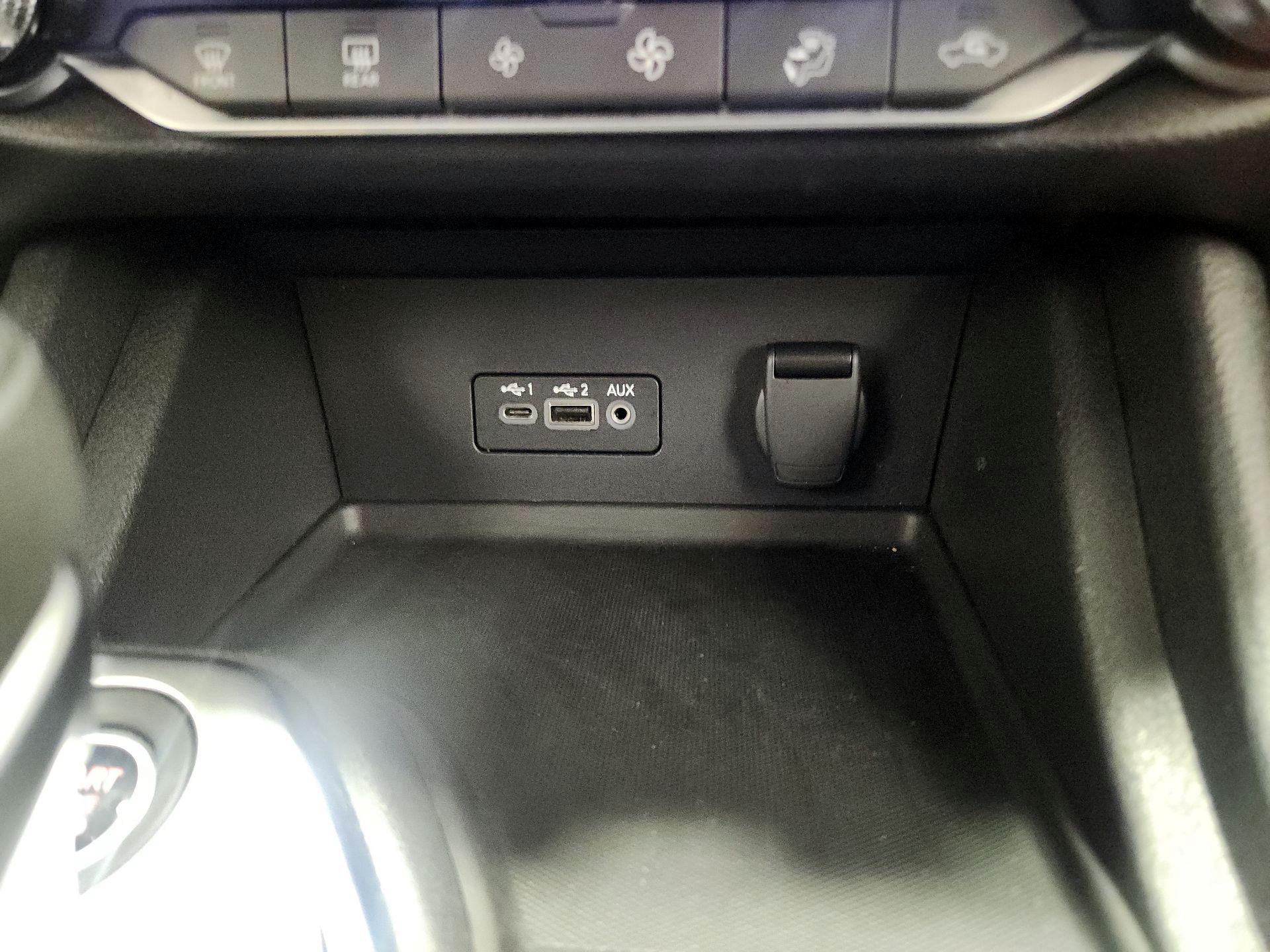 Thumbnail: 2022 Nissan Sentra - 18