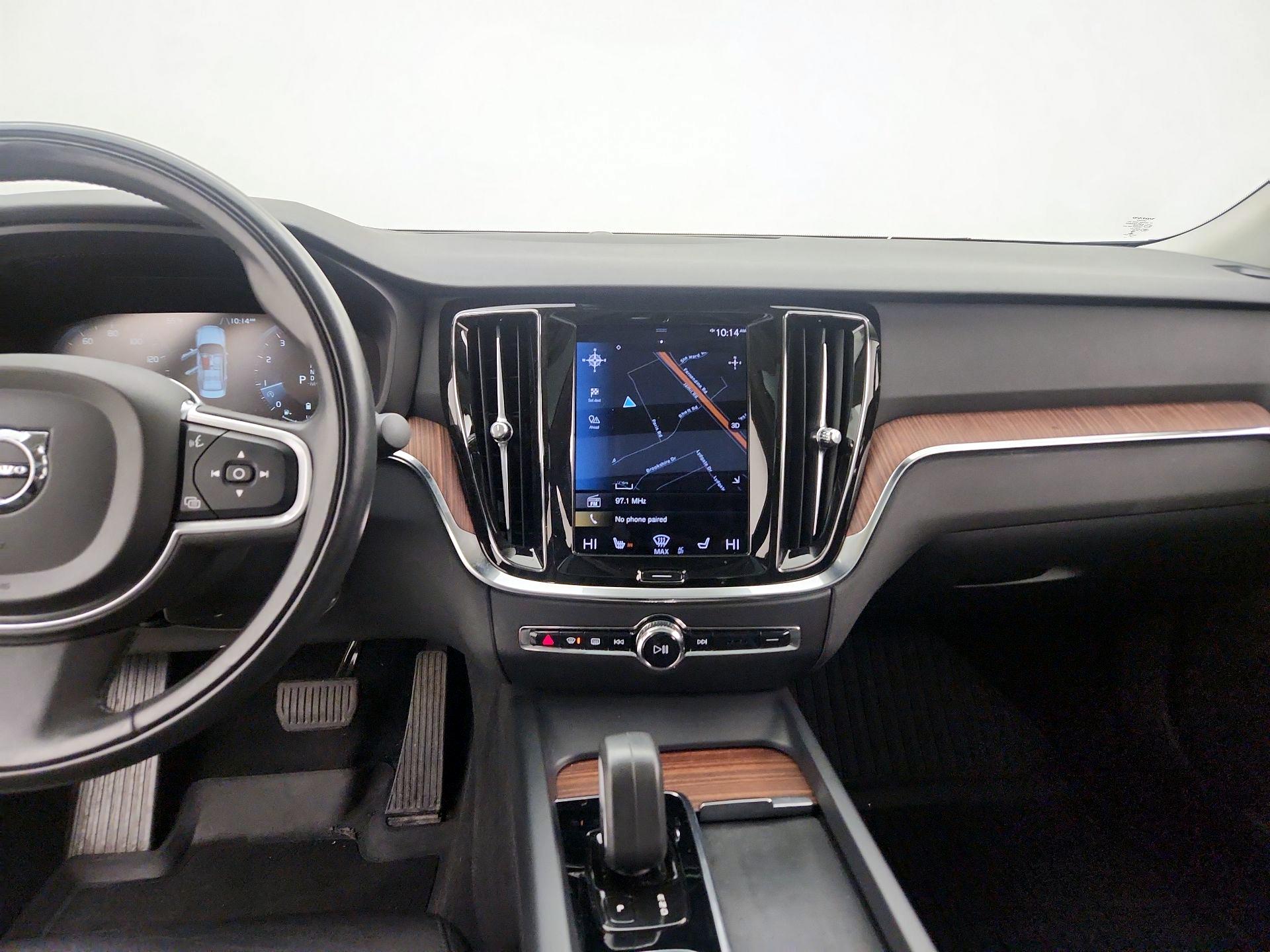 Thumbnail: 2022 Volvo S60 - 9