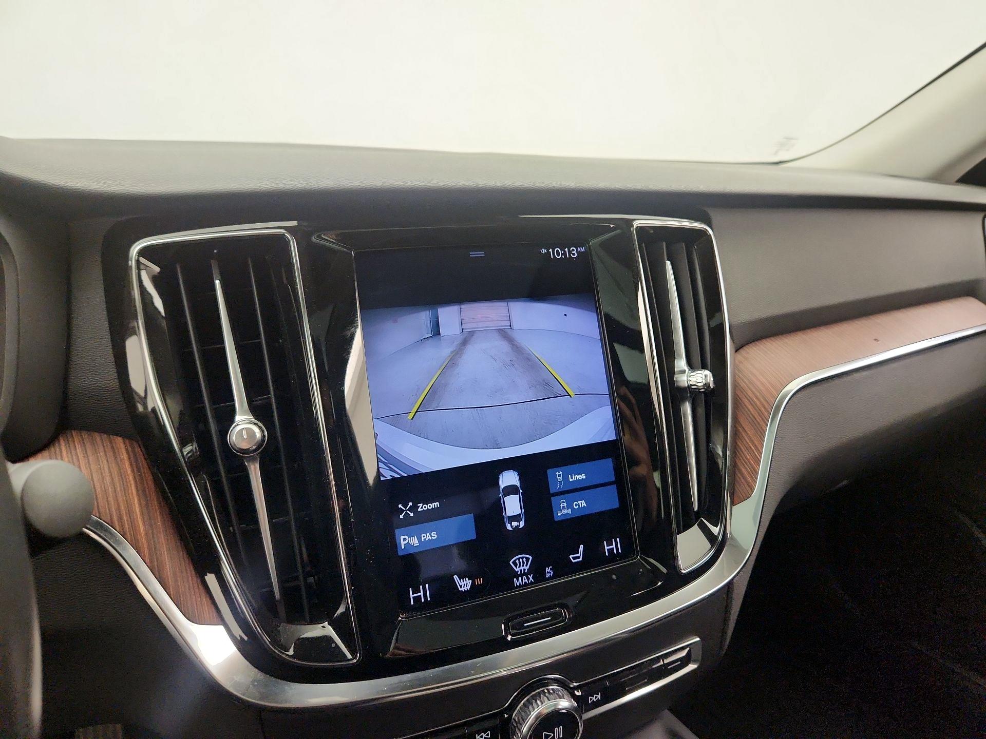 Thumbnail: 2022 Volvo S60 - 15