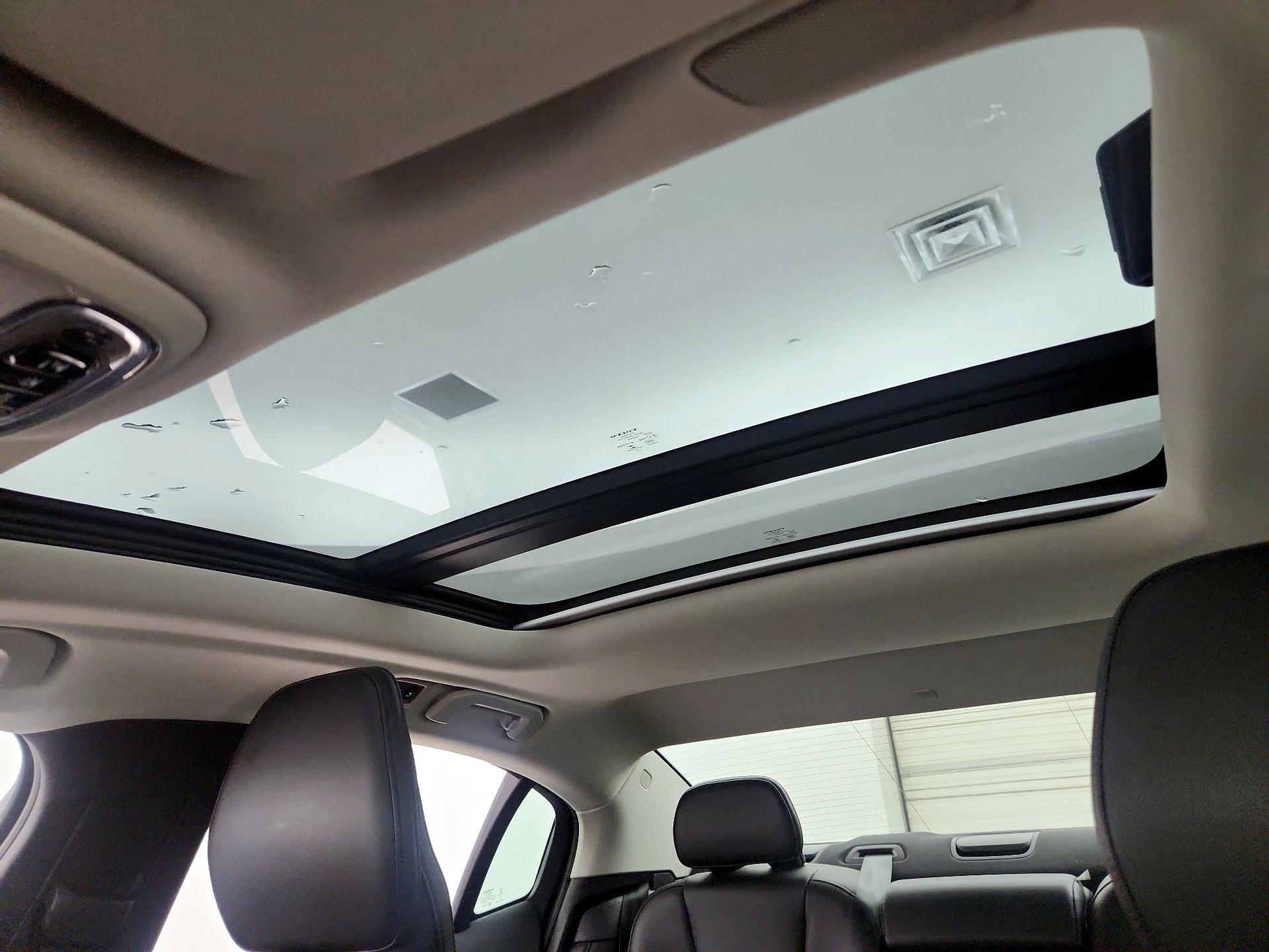 Thumbnail: 2022 Volvo S60 - 20