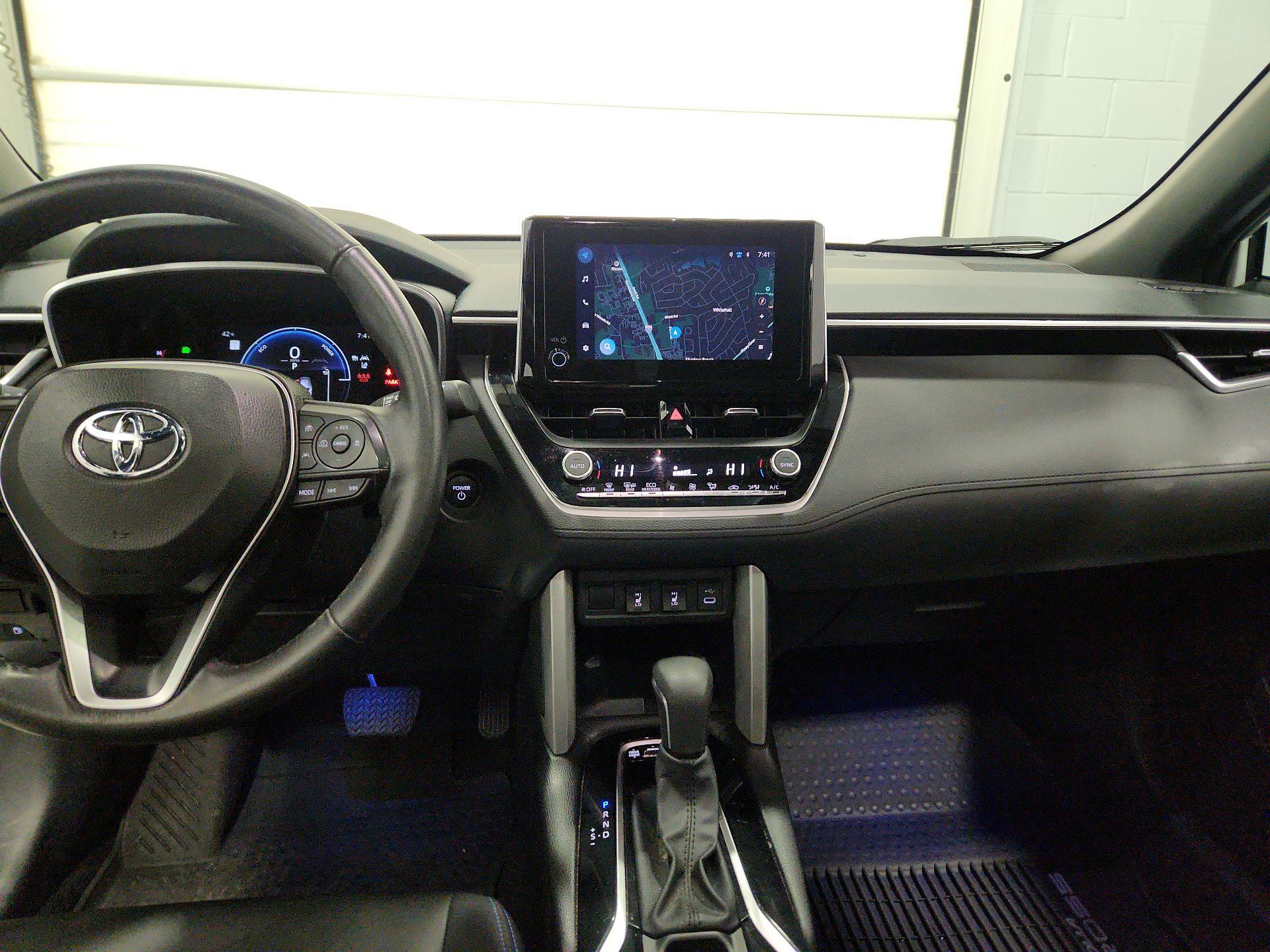 Thumbnail: 2024 Toyota Corolla Cross - 9