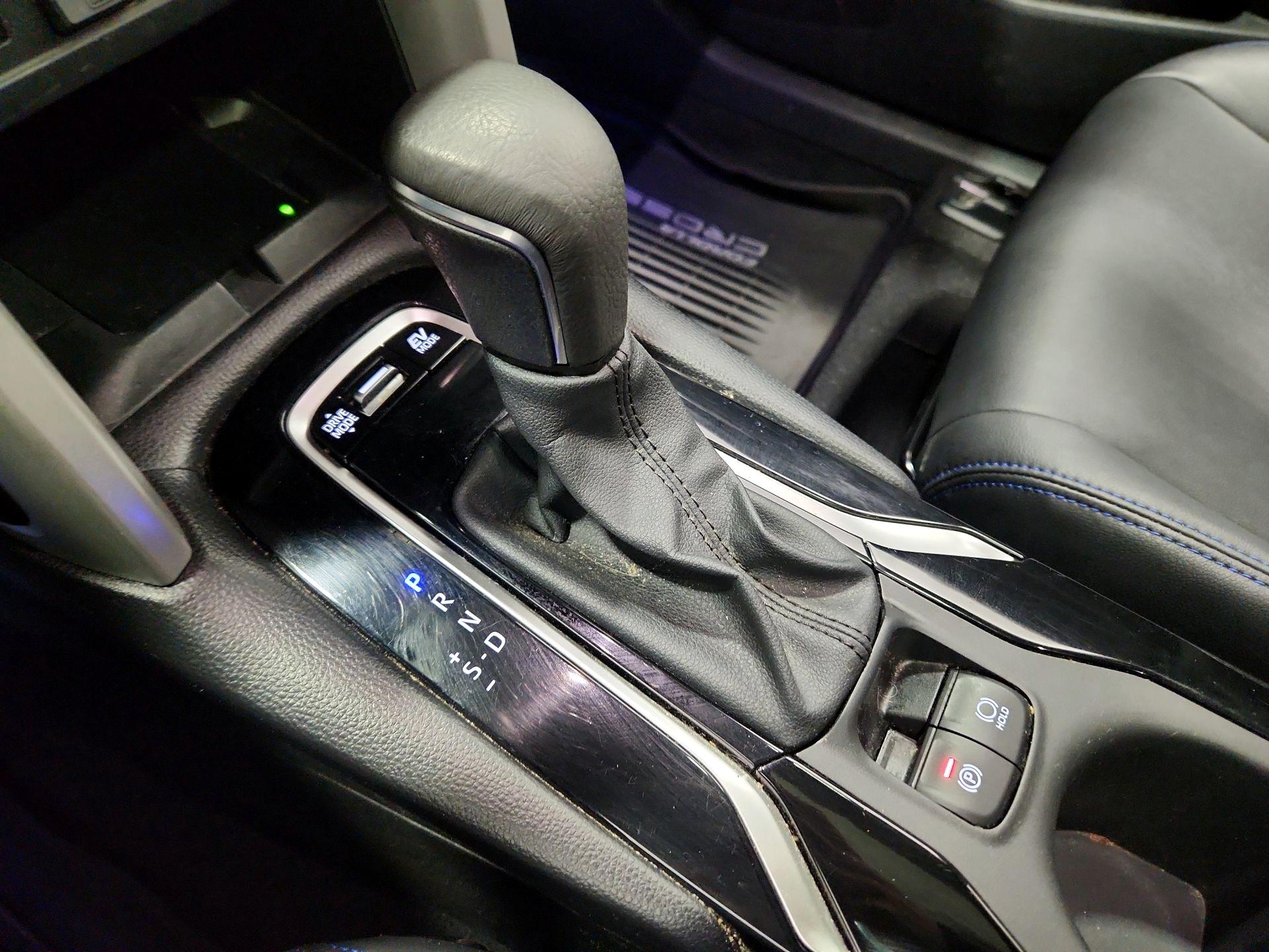 Thumbnail: 2024 Toyota Corolla Cross - 18