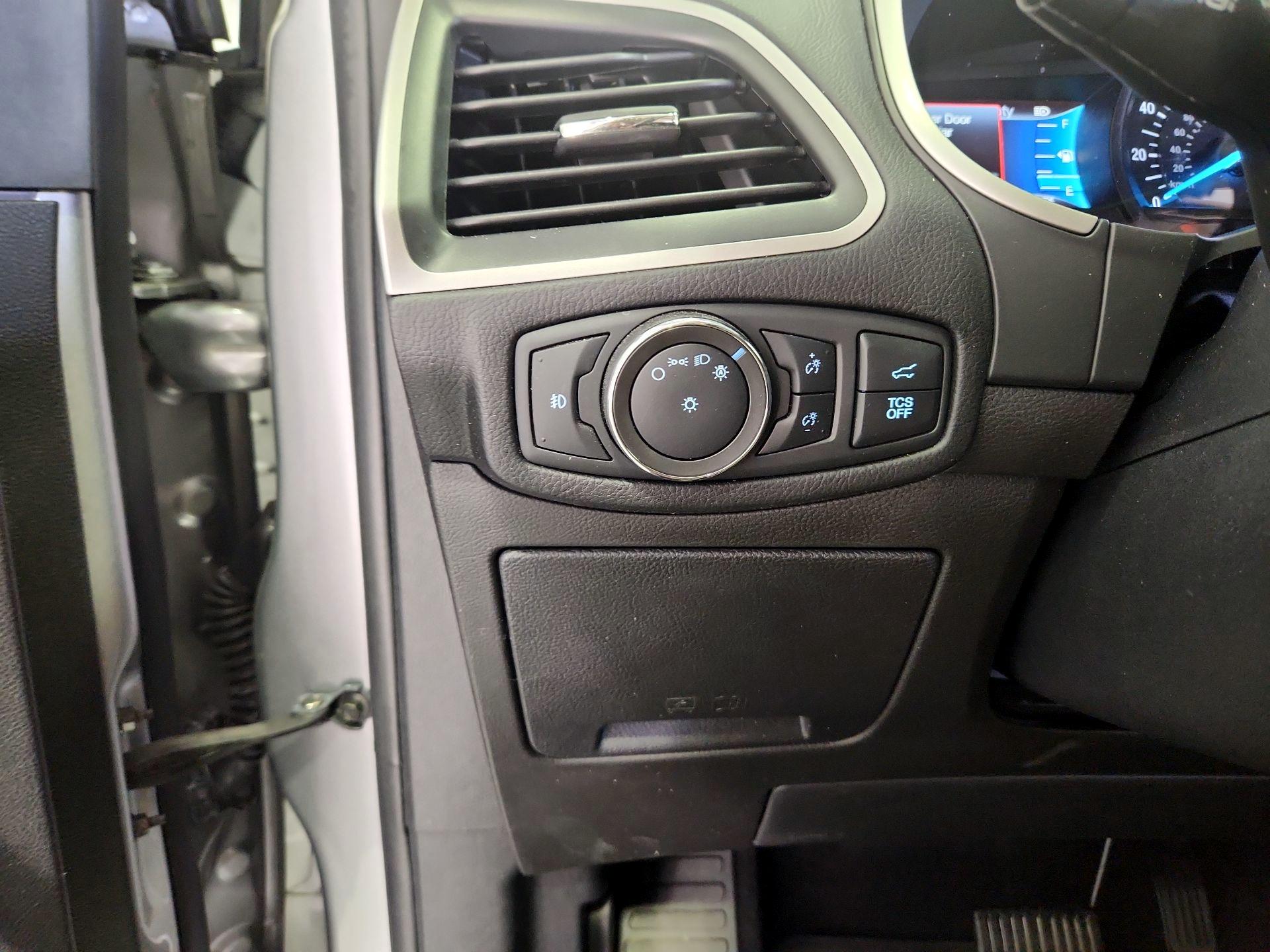 Thumbnail: 2021 Ford Edge - 13