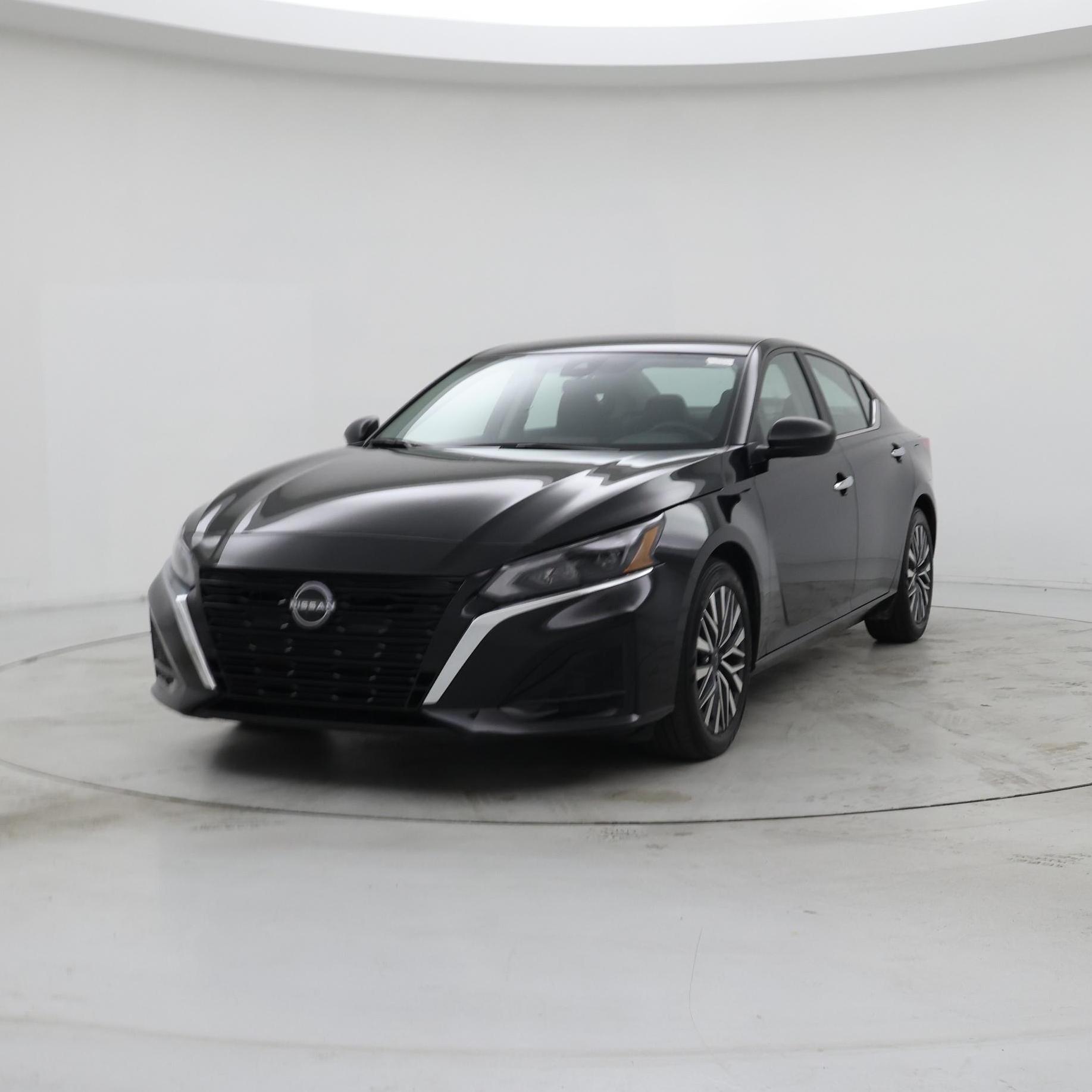 Thumbnail: 2025 Nissan Altima - 4