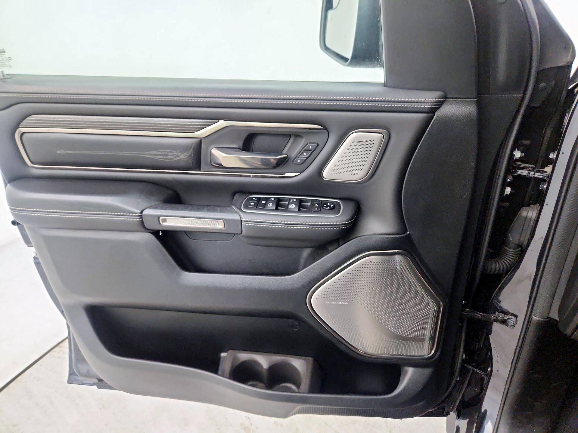 Thumbnail: 2020 RAM 1500 - 10