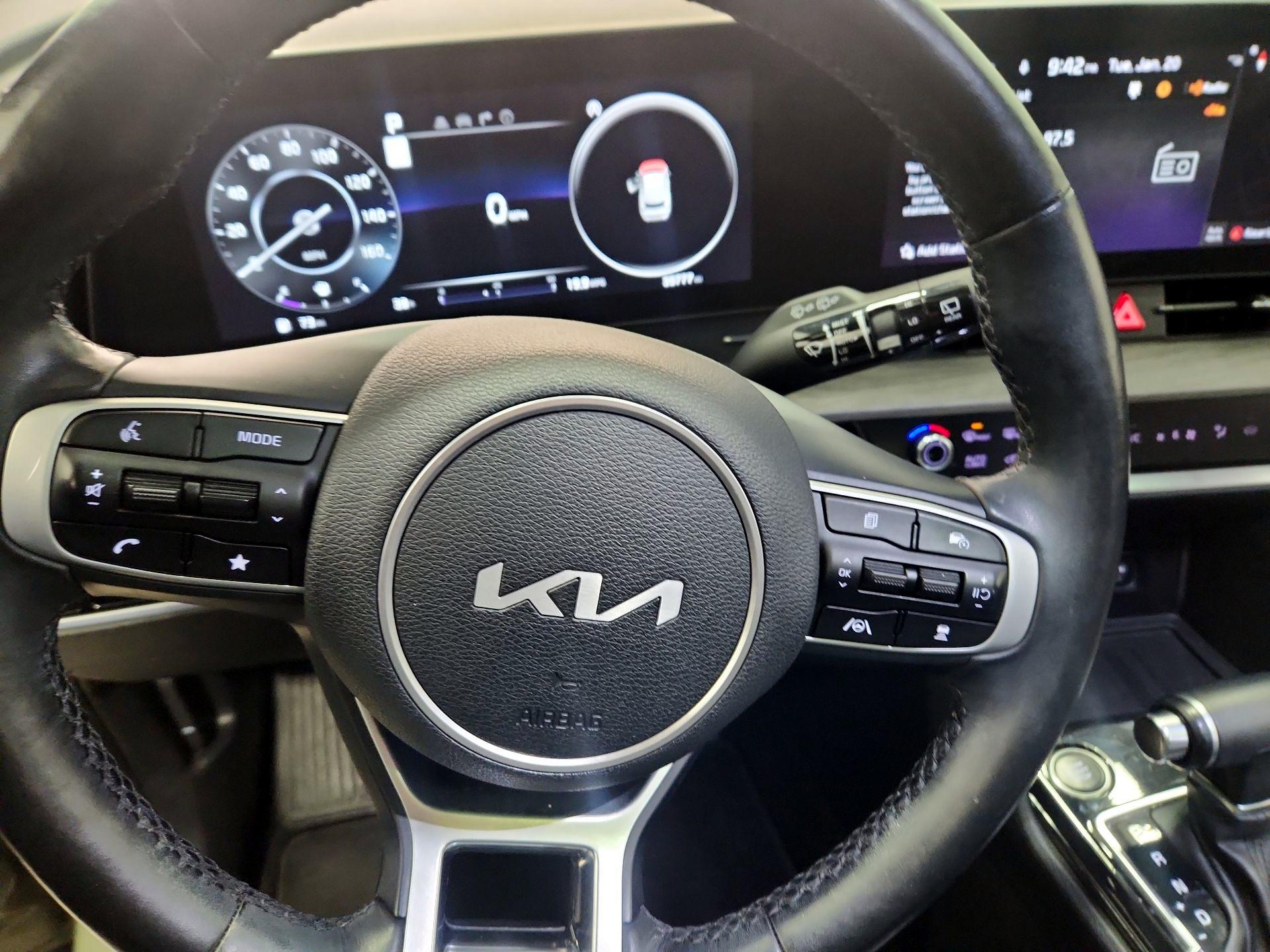 Thumbnail: 2023 Kia Sportage - 10