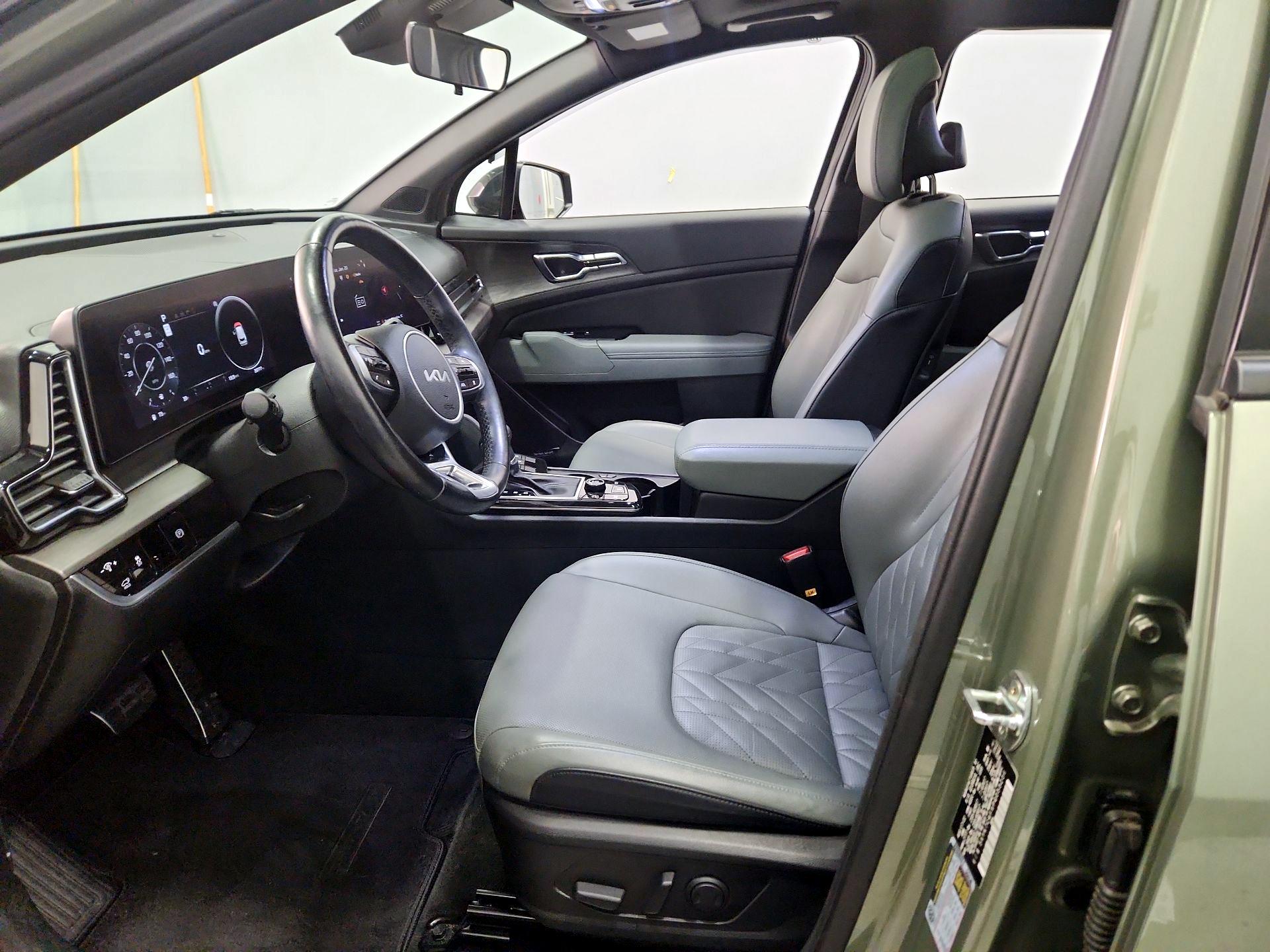 Thumbnail: 2023 Kia Sportage - 11