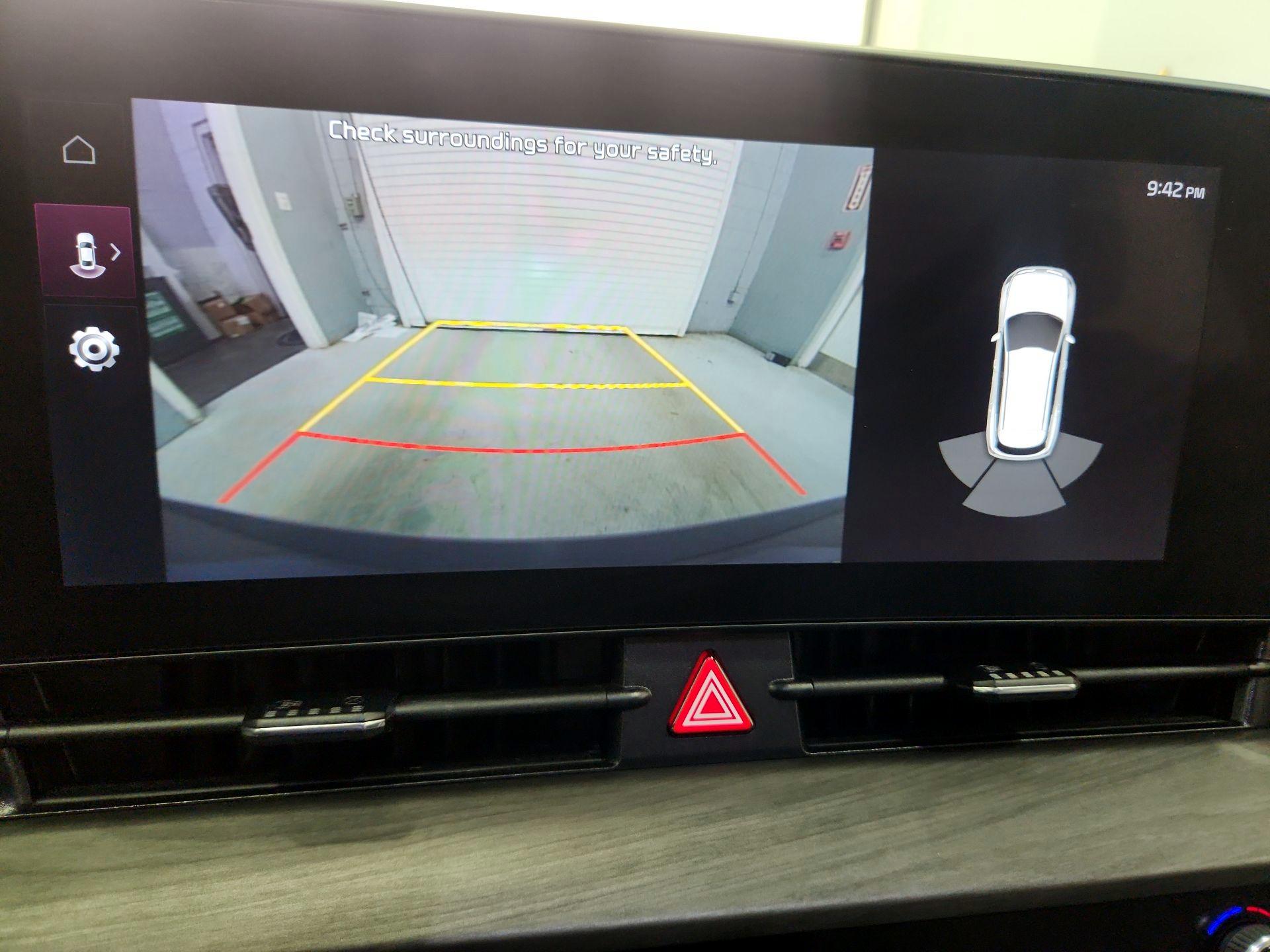 Thumbnail: 2023 Kia Sportage - 14