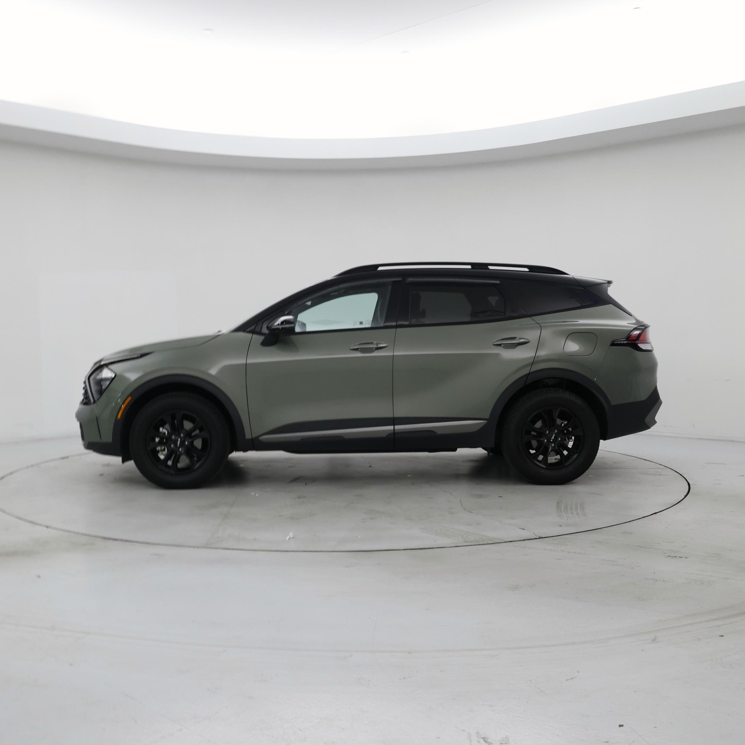 Thumbnail: 2023 Kia Sportage - 3