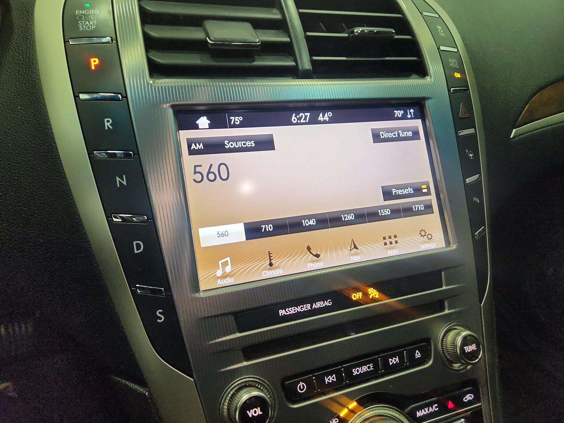 Thumbnail: 2019 Lincoln MKZ - 16