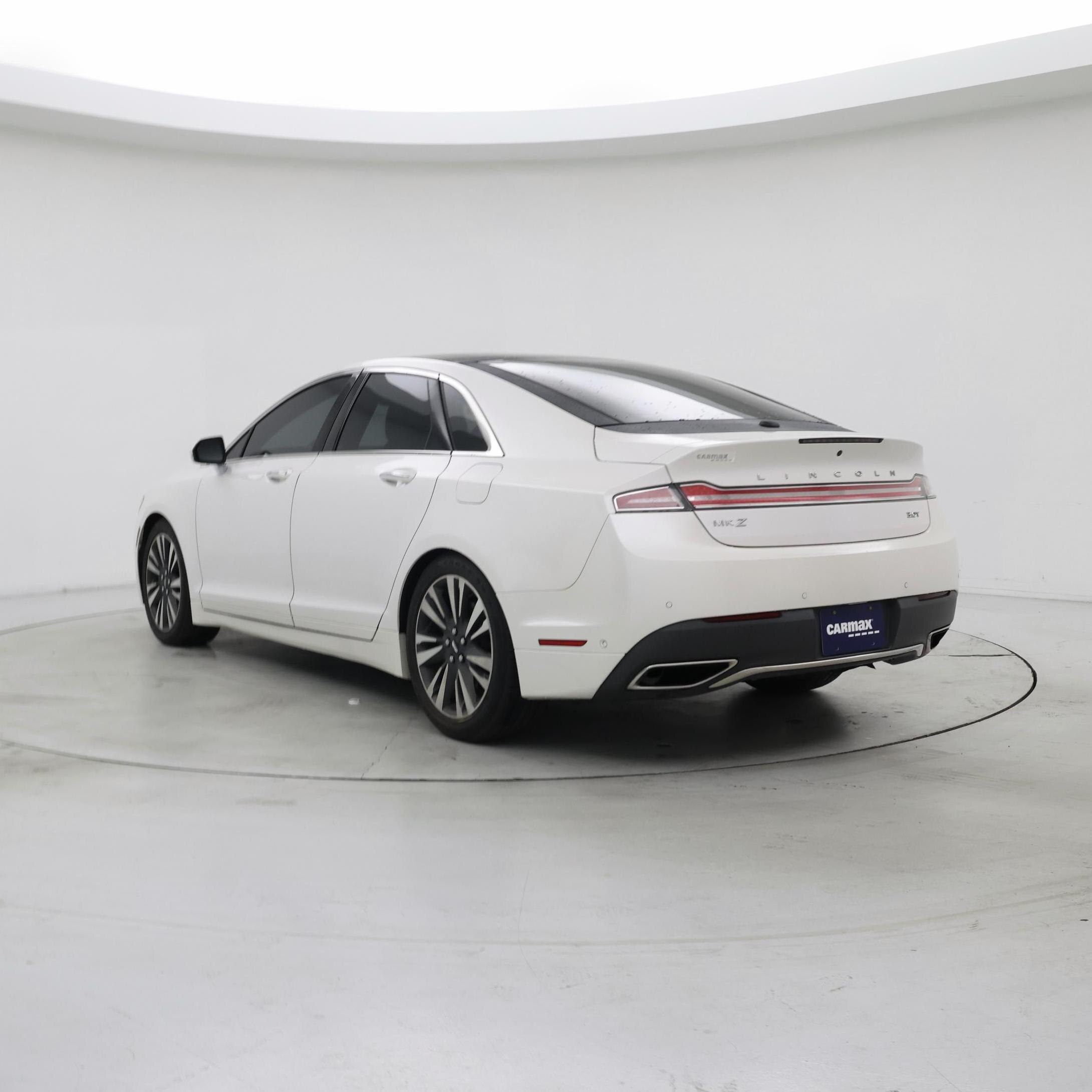 Thumbnail: 2019 Lincoln MKZ - 2