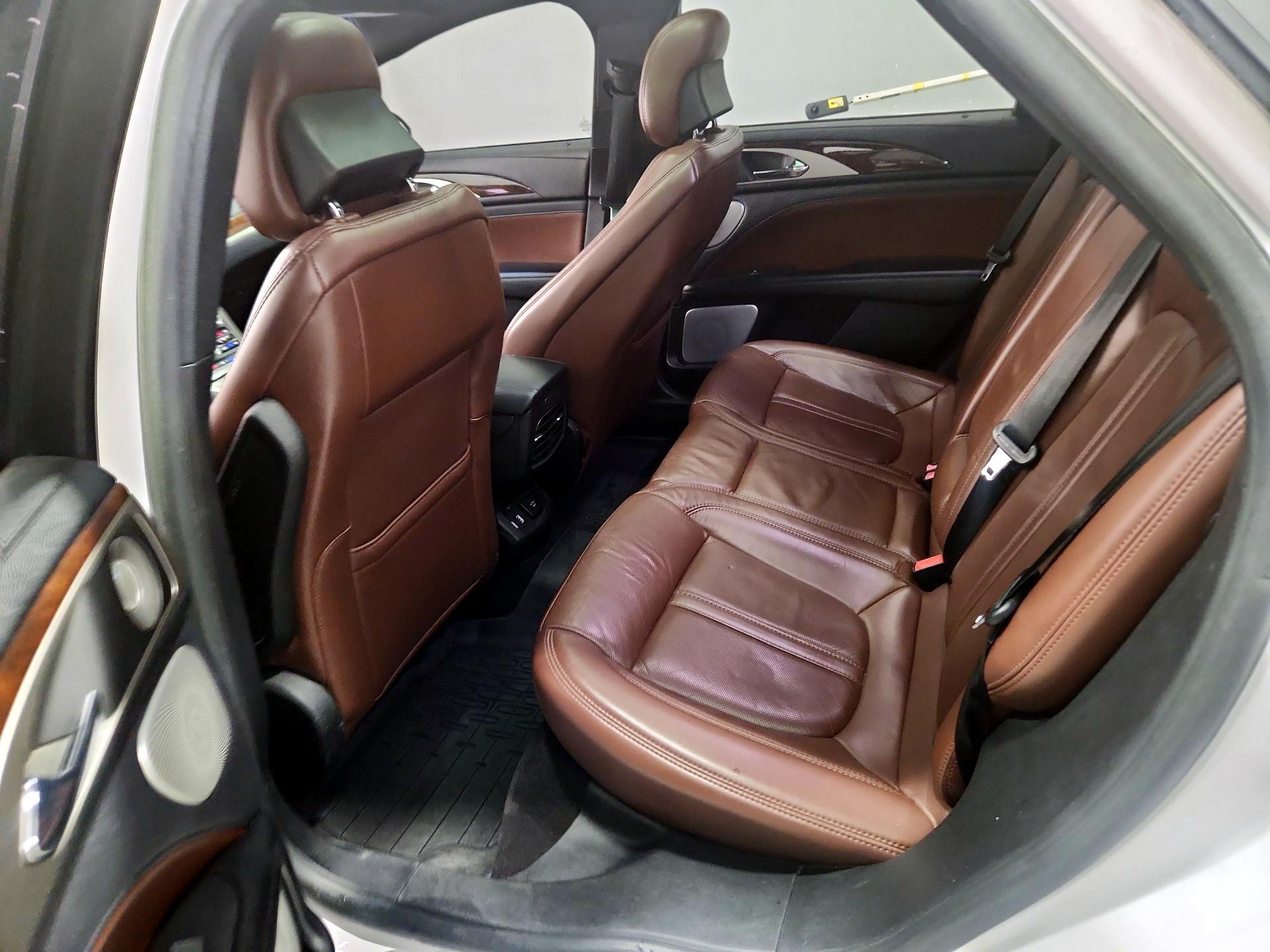 Thumbnail: 2019 Lincoln MKZ - 20