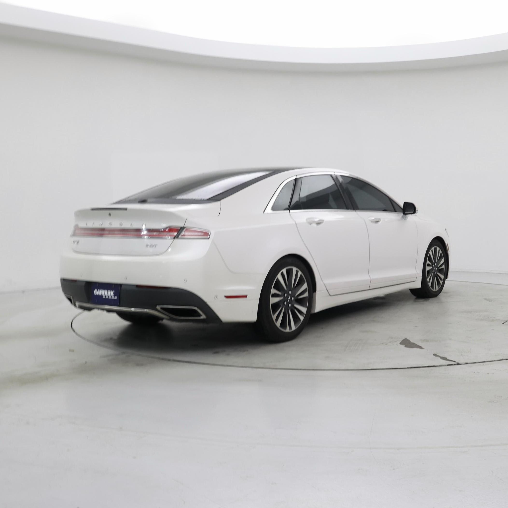 Thumbnail: 2019 Lincoln MKZ - 8