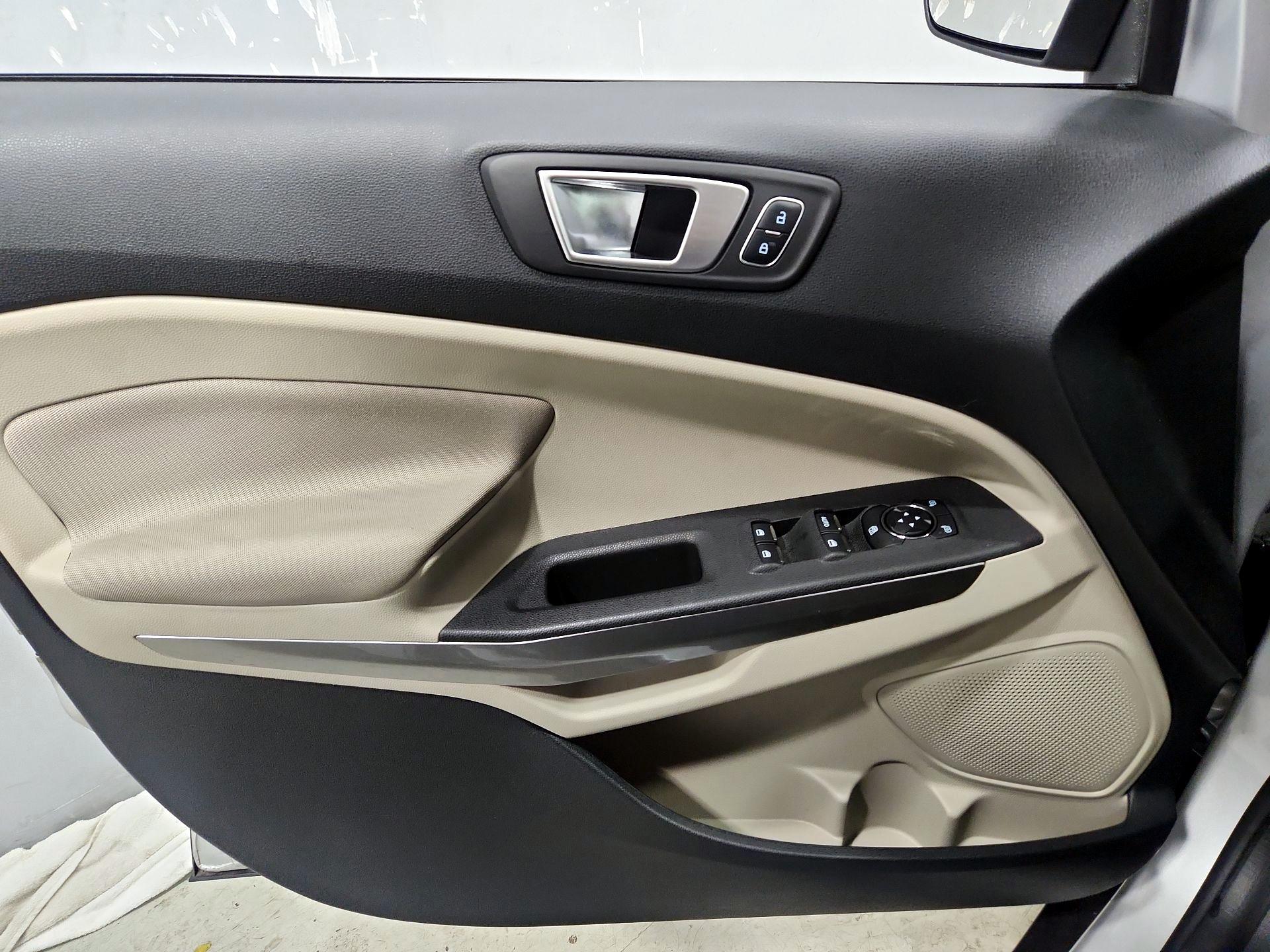 Thumbnail: 2018 Ford EcoSport - 12