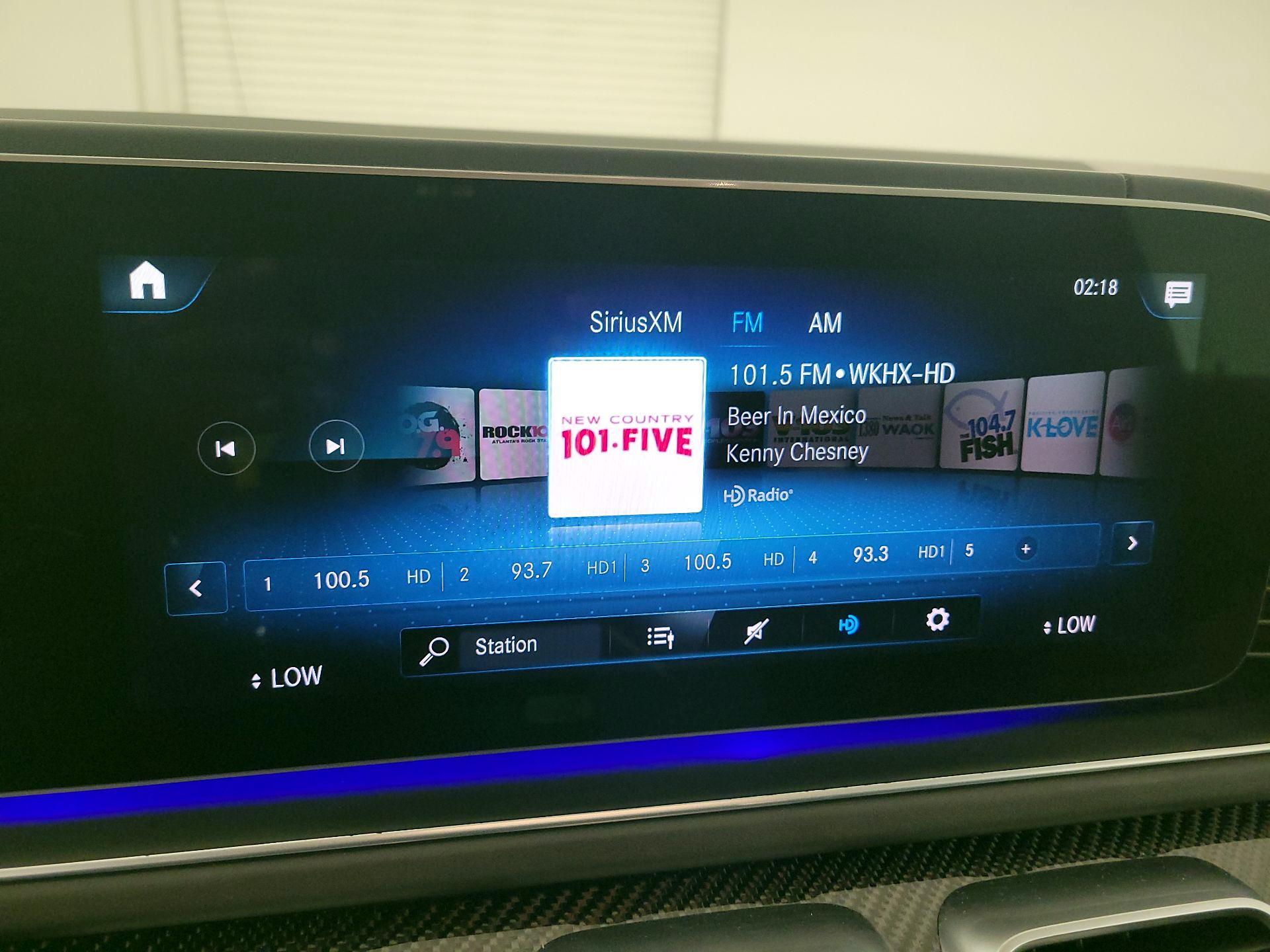 Thumbnail: 2023 Mercedes-Benz GL-Class - 16