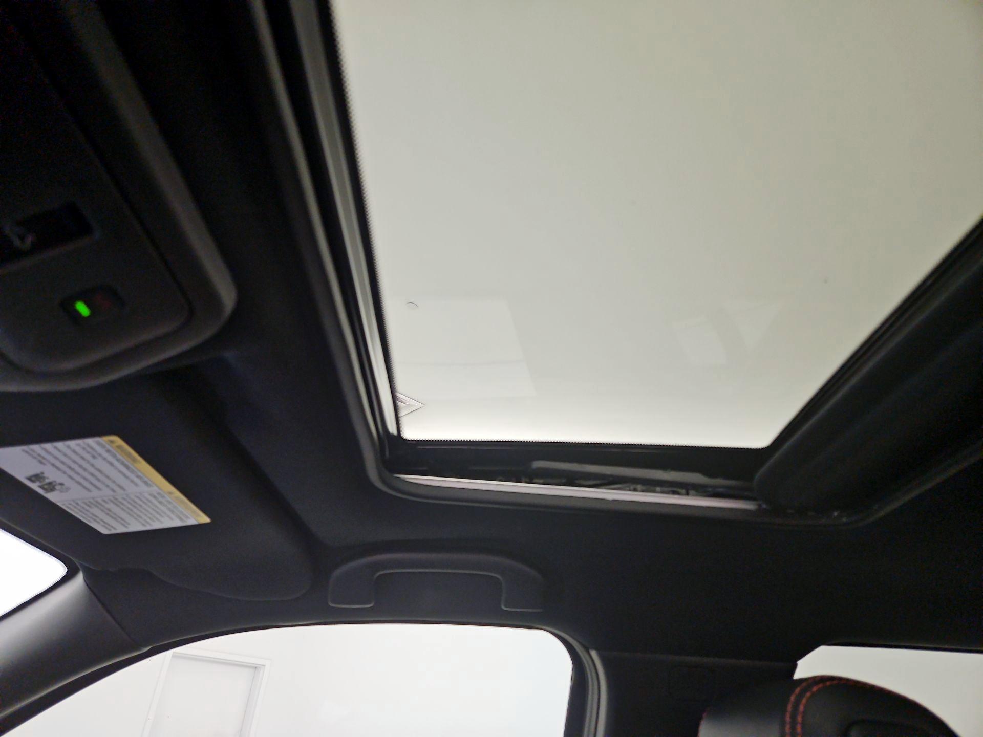 Thumbnail: 2023 Nissan Frontier - 20