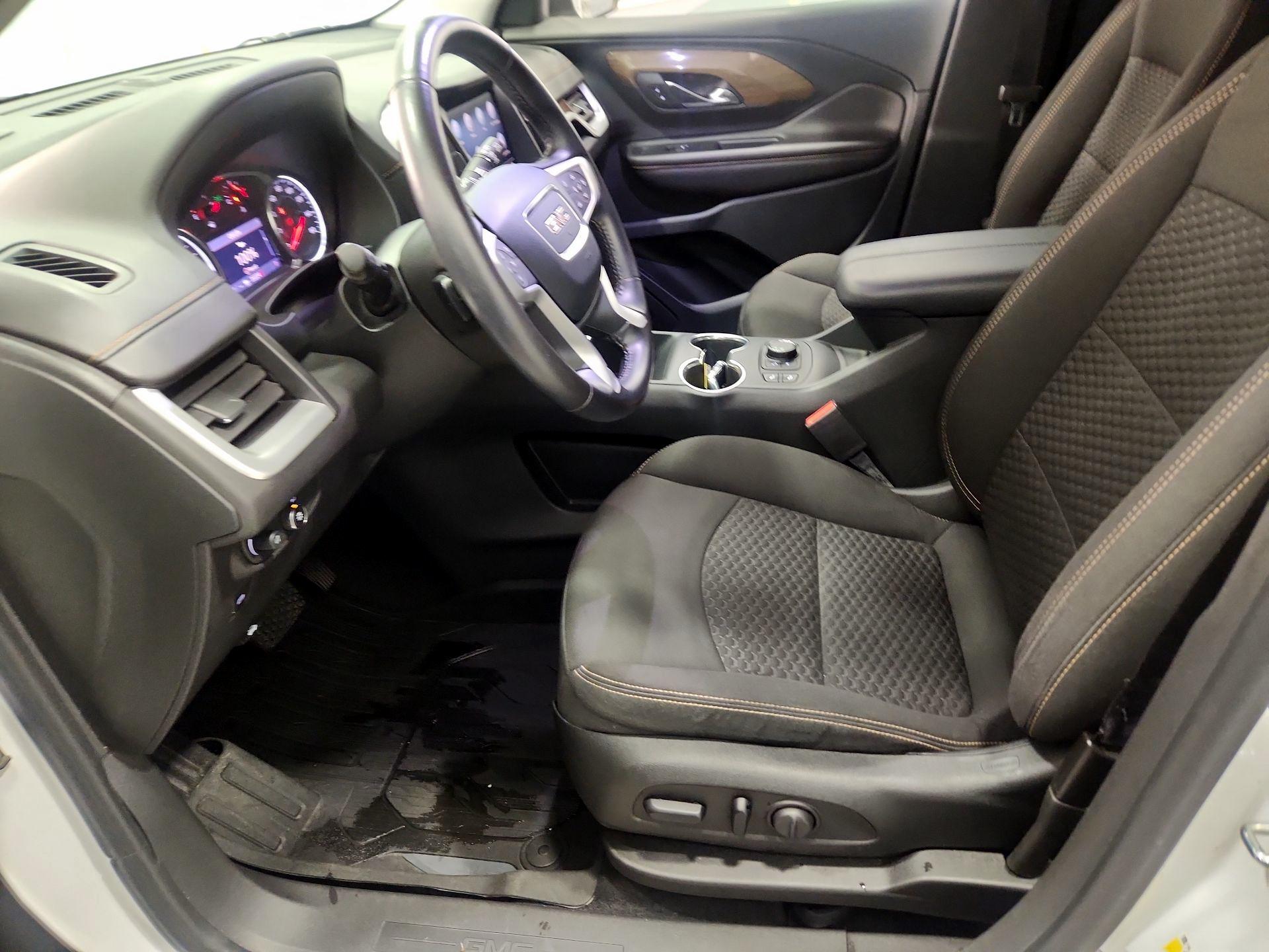 Thumbnail: 2020 GMC Terrain - 11