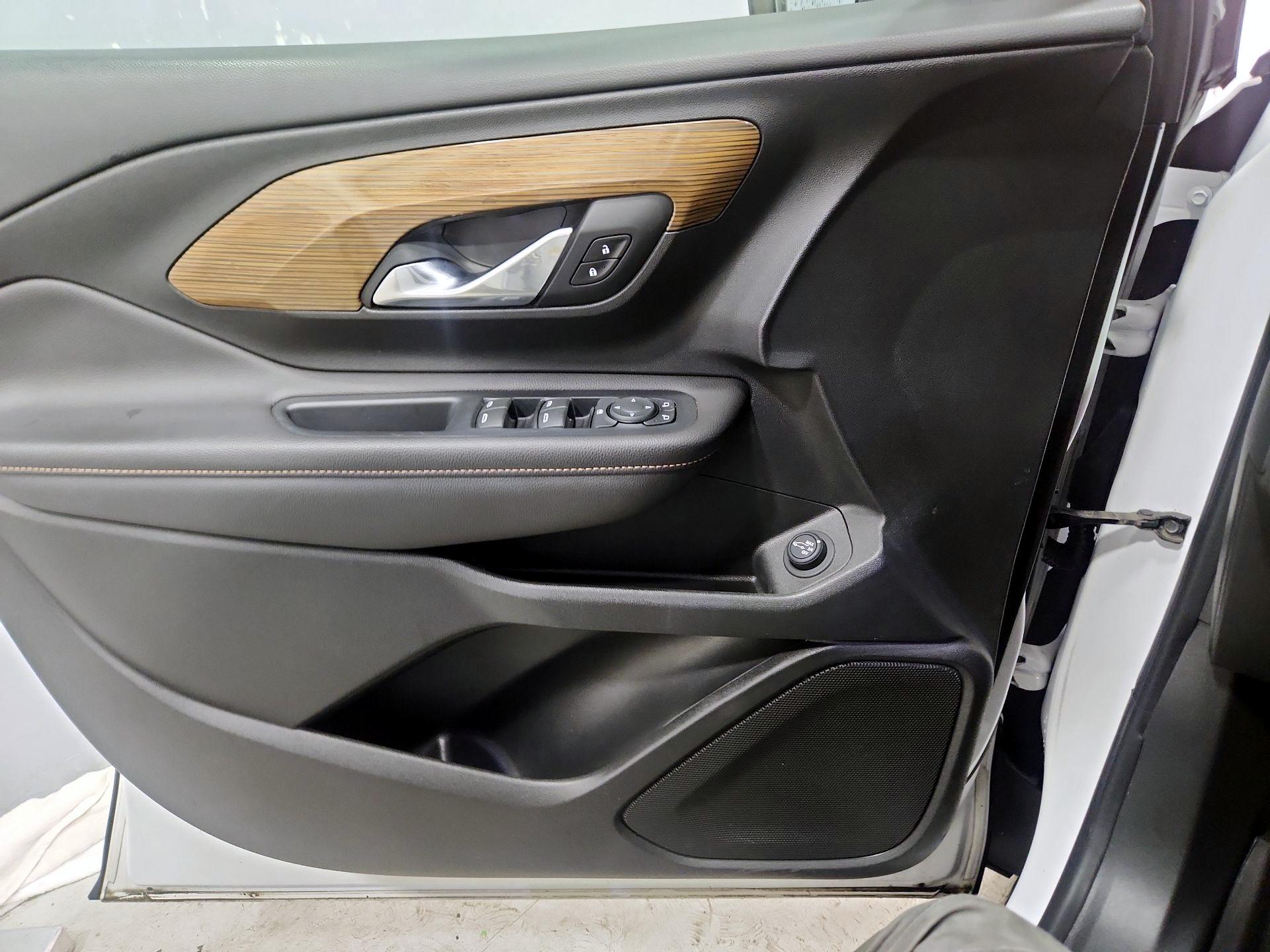 Thumbnail: 2020 GMC Terrain - 12