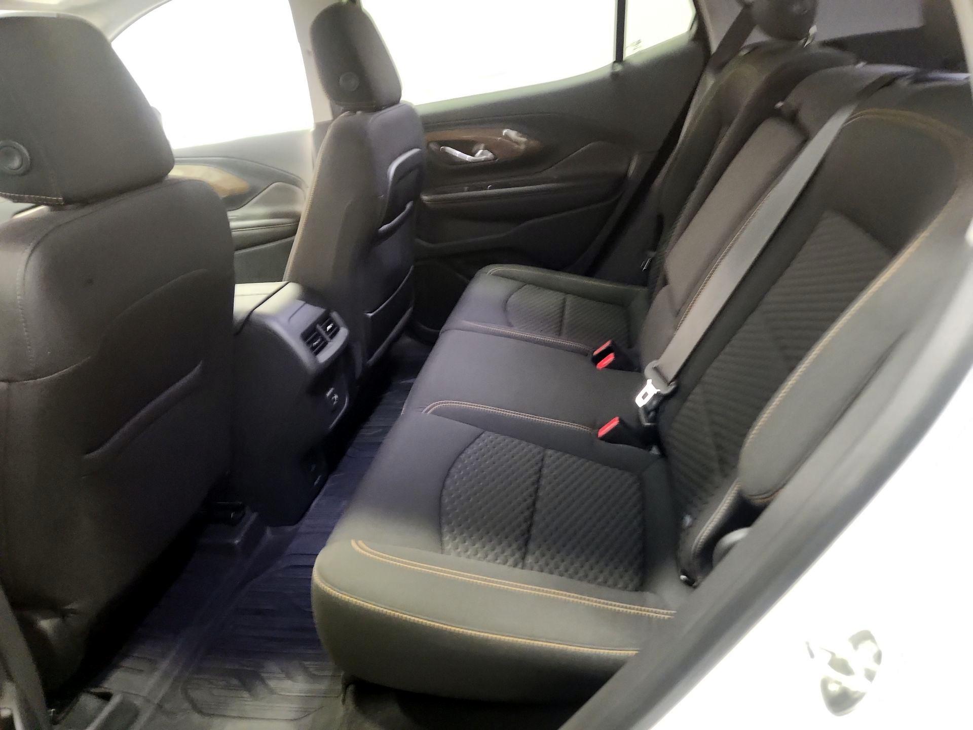 Thumbnail: 2020 GMC Terrain - 19