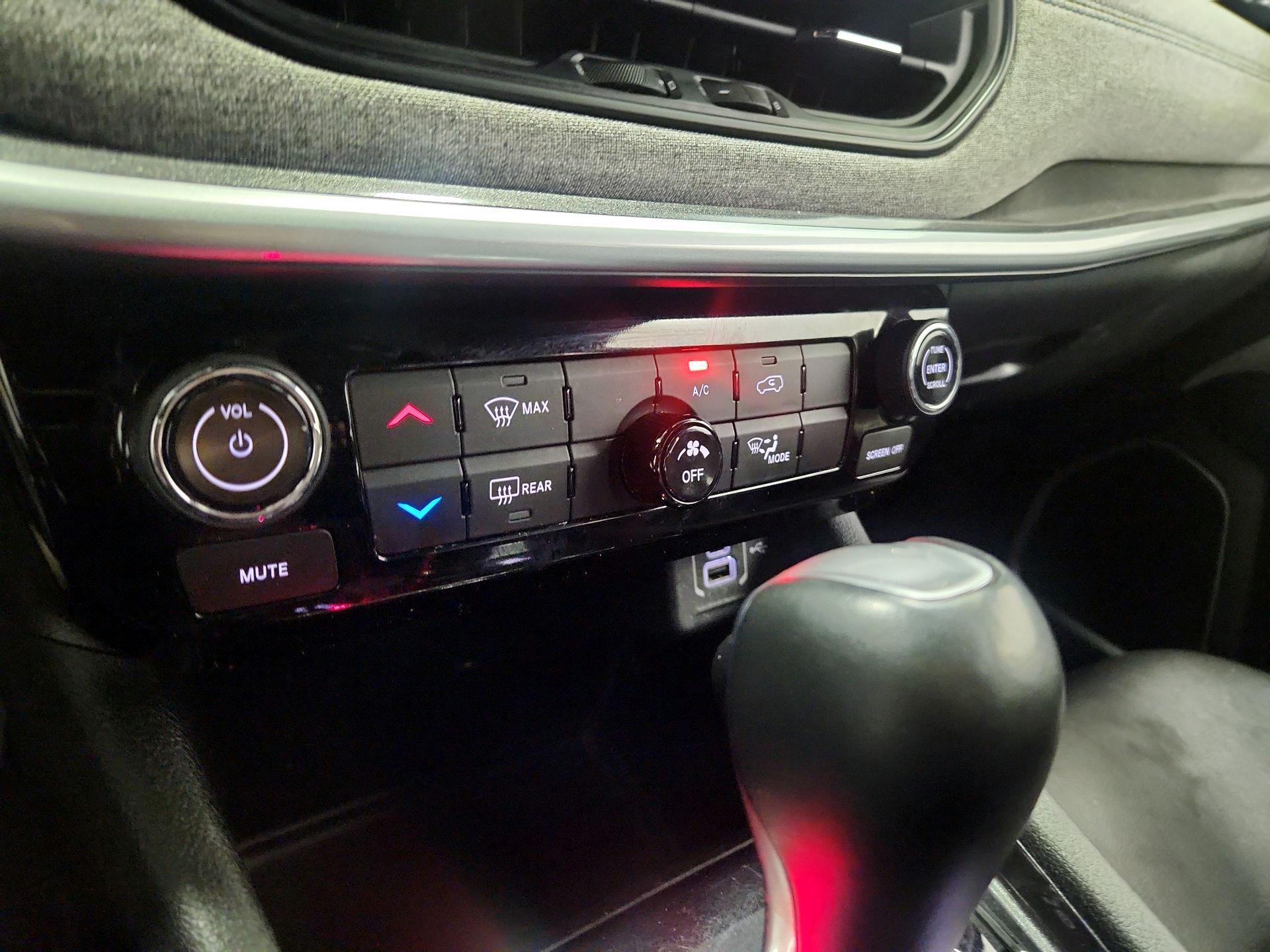 Thumbnail: 2024 Jeep Compass - 16