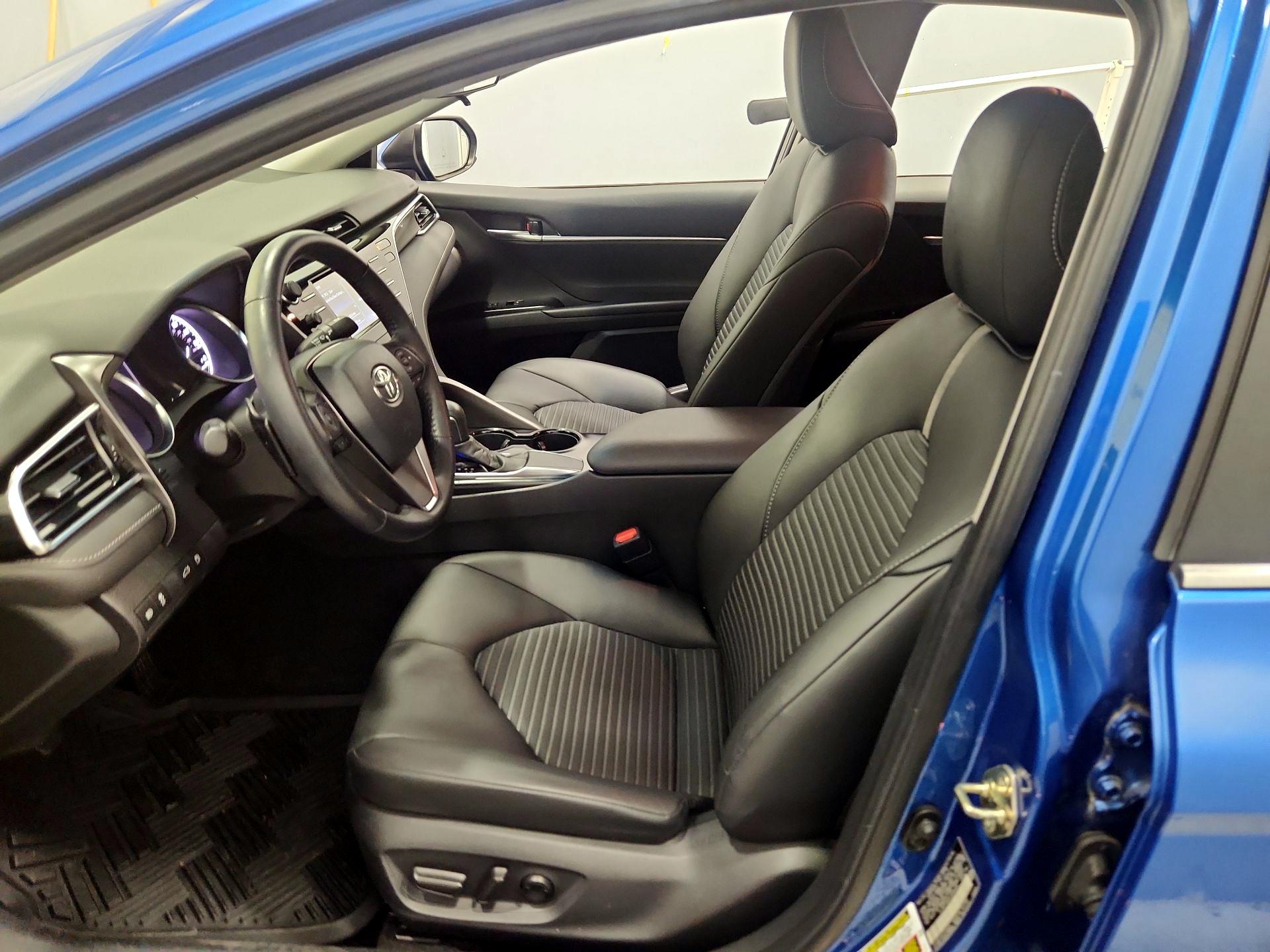 Thumbnail: 2018 Toyota Camry - 11