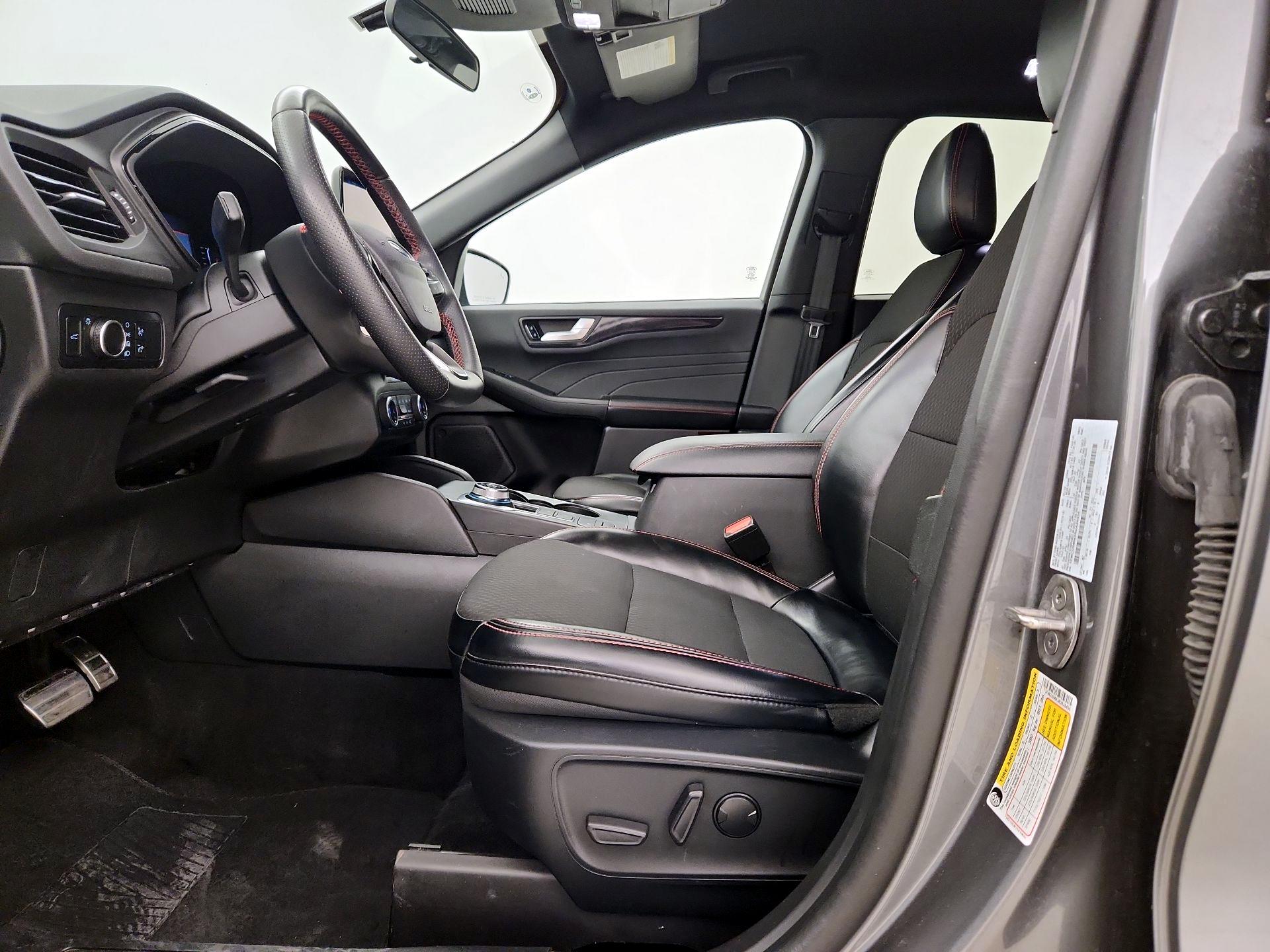 Thumbnail: 2024 Ford Escape - 9