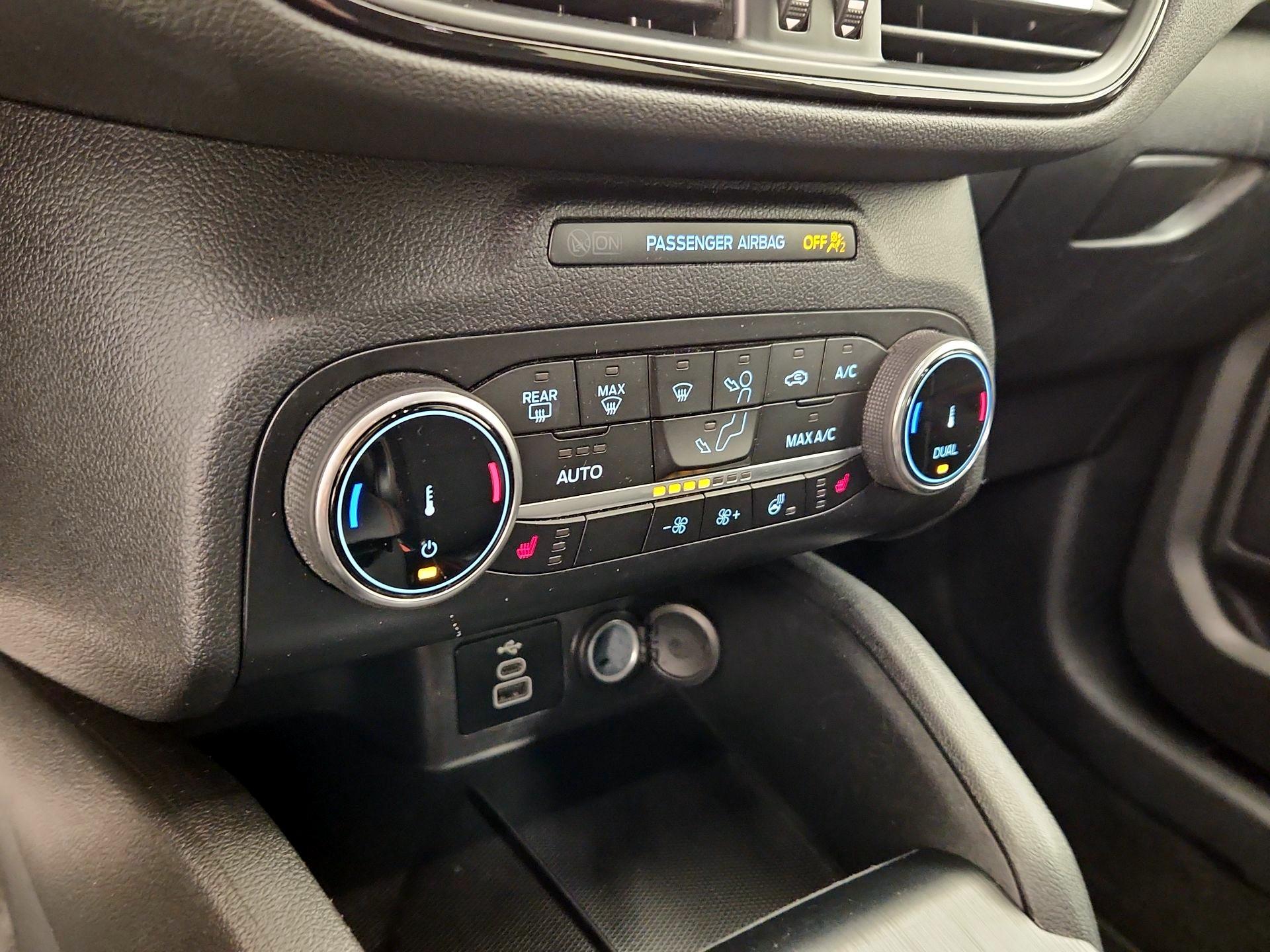 Thumbnail: 2024 Ford Escape - 14