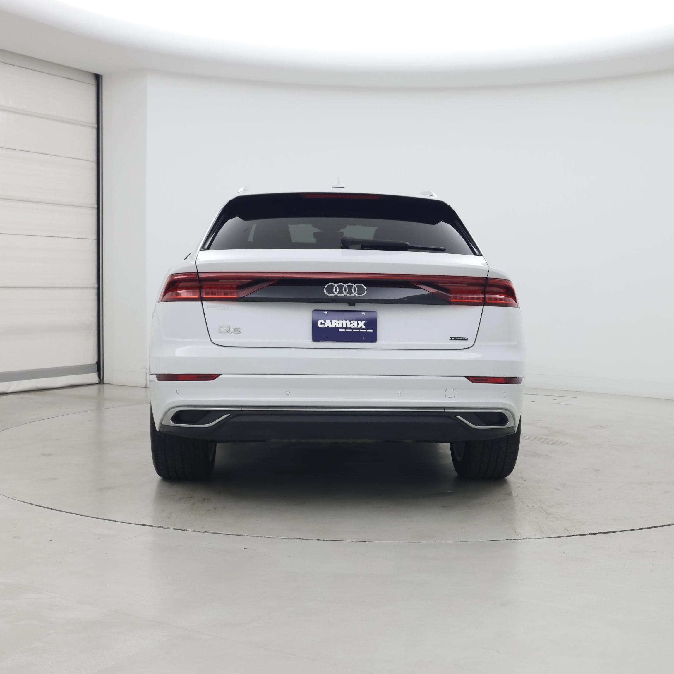 Thumbnail: 2021 Audi Q8 - 6