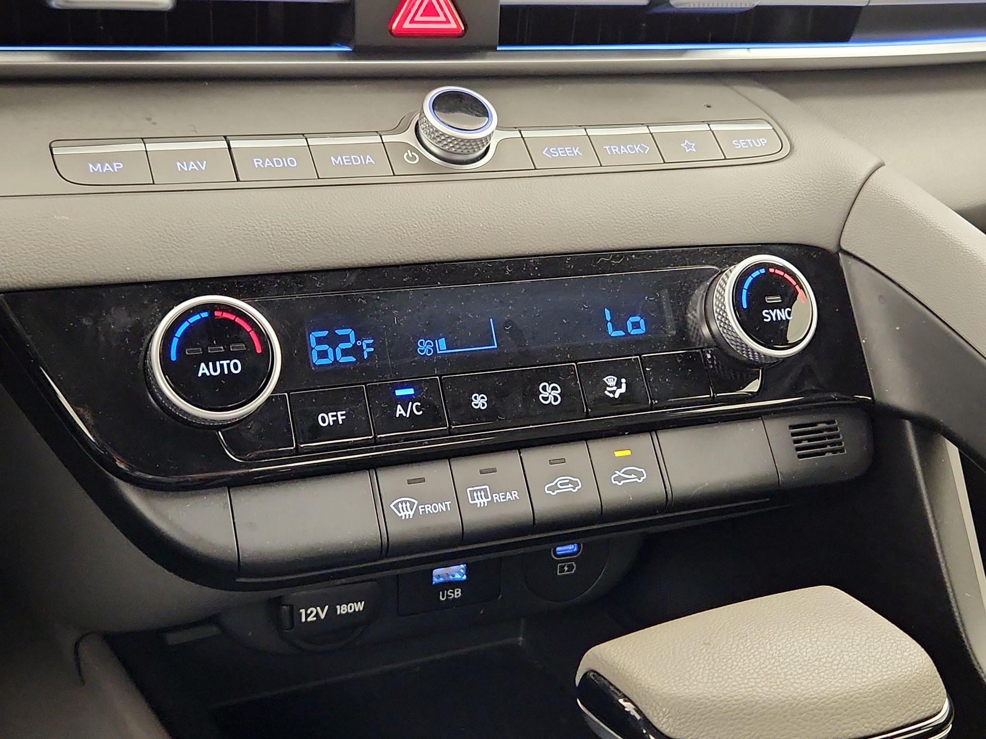 Thumbnail: 2024 Hyundai Elantra - 15