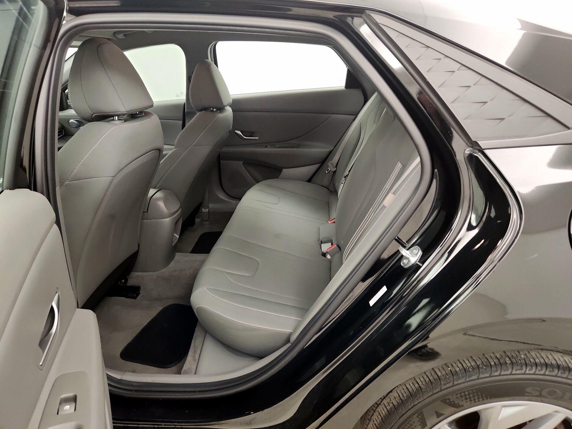 Thumbnail: 2024 Hyundai Elantra - 18