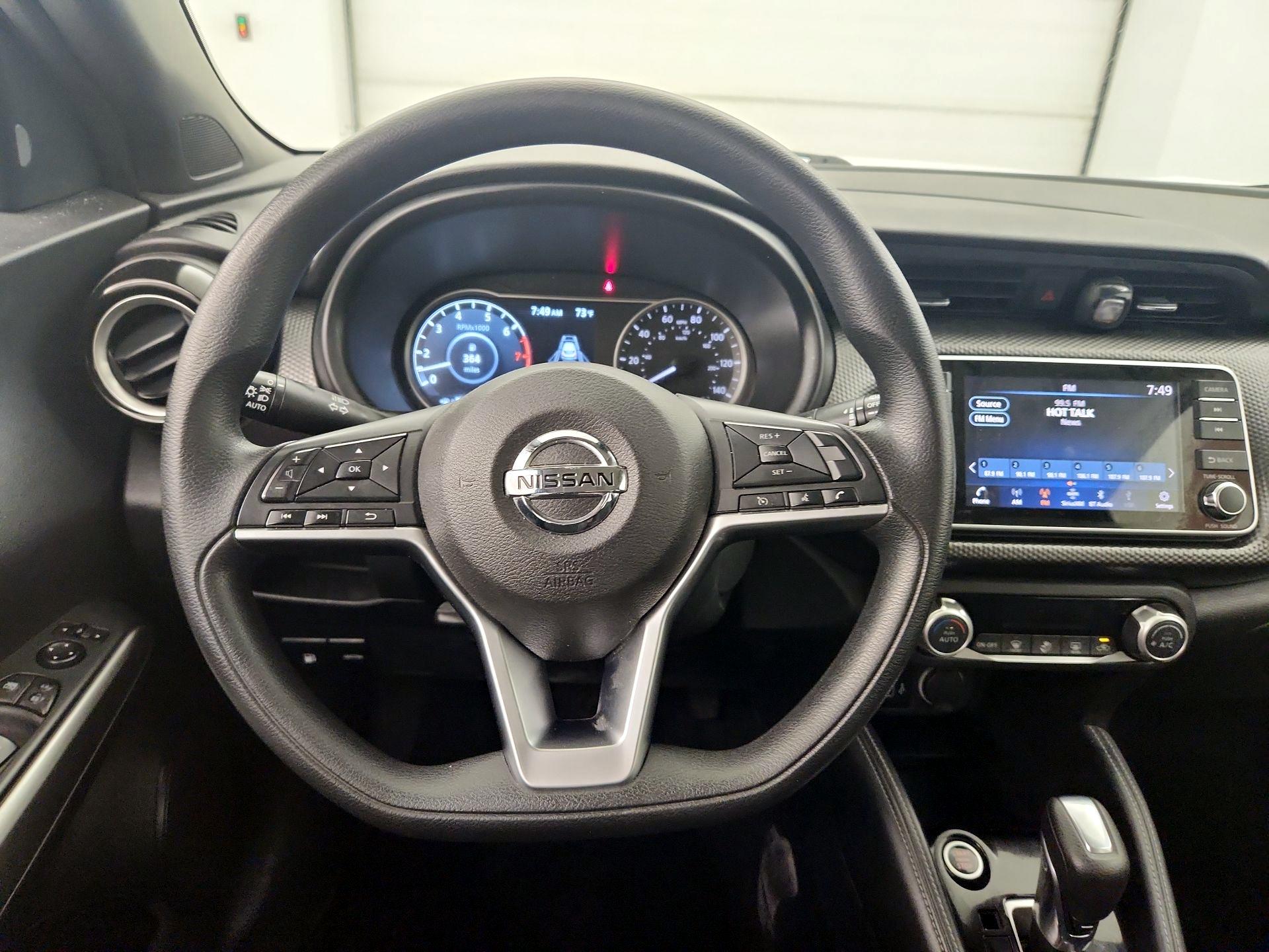 Thumbnail: 2020 Nissan Kicks - 10
