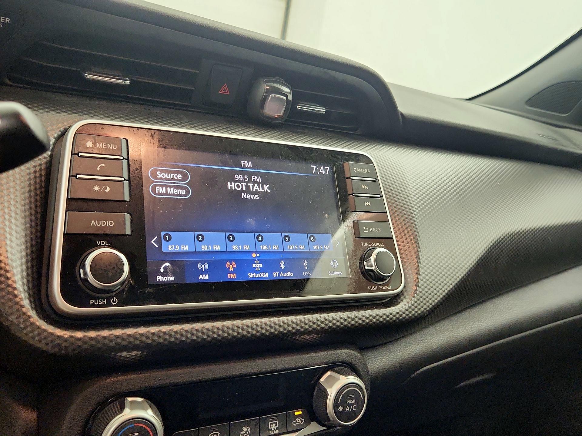 Thumbnail: 2020 Nissan Kicks - 14