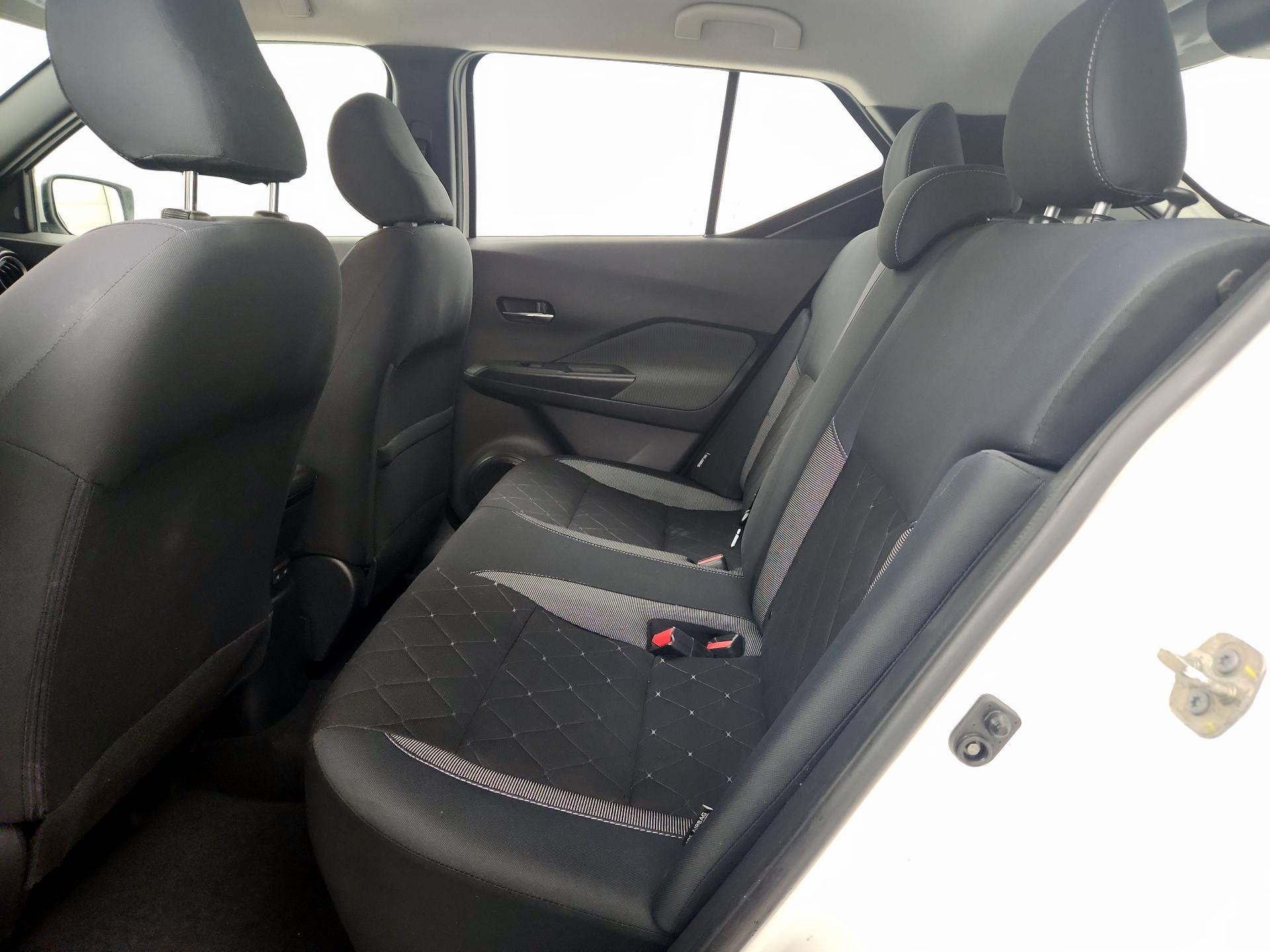 Thumbnail: 2020 Nissan Kicks - 18
