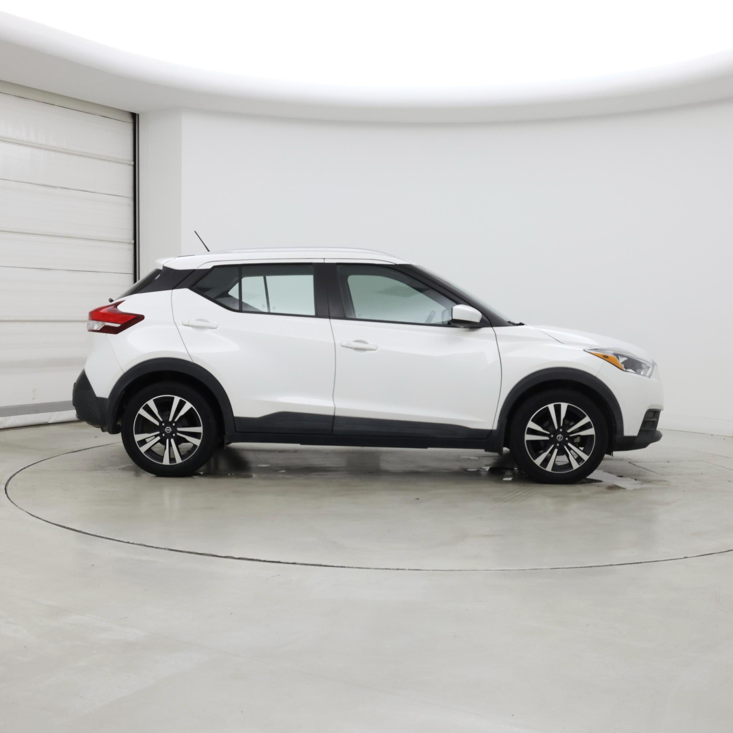Thumbnail: 2020 Nissan Kicks - 7