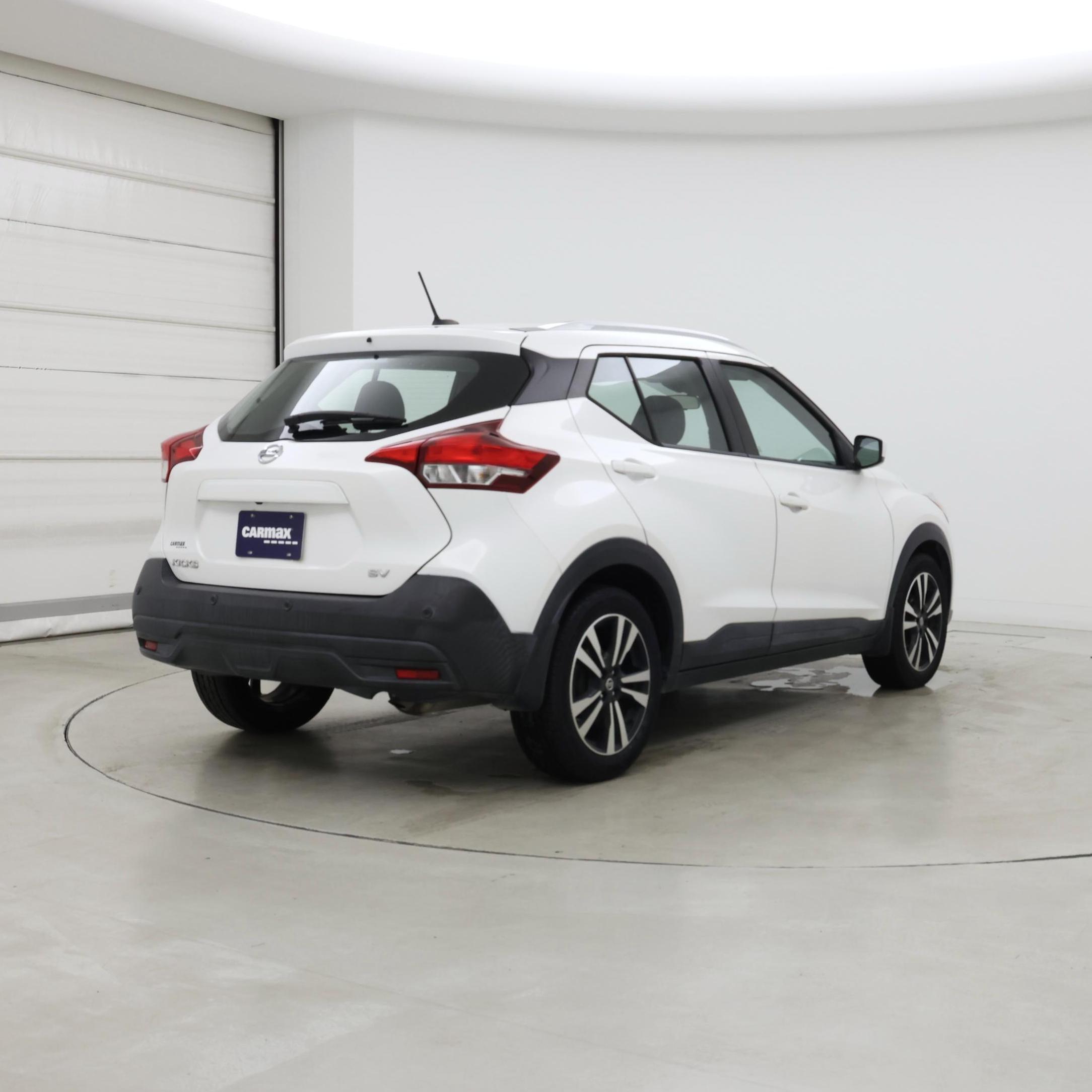 Thumbnail: 2020 Nissan Kicks - 8
