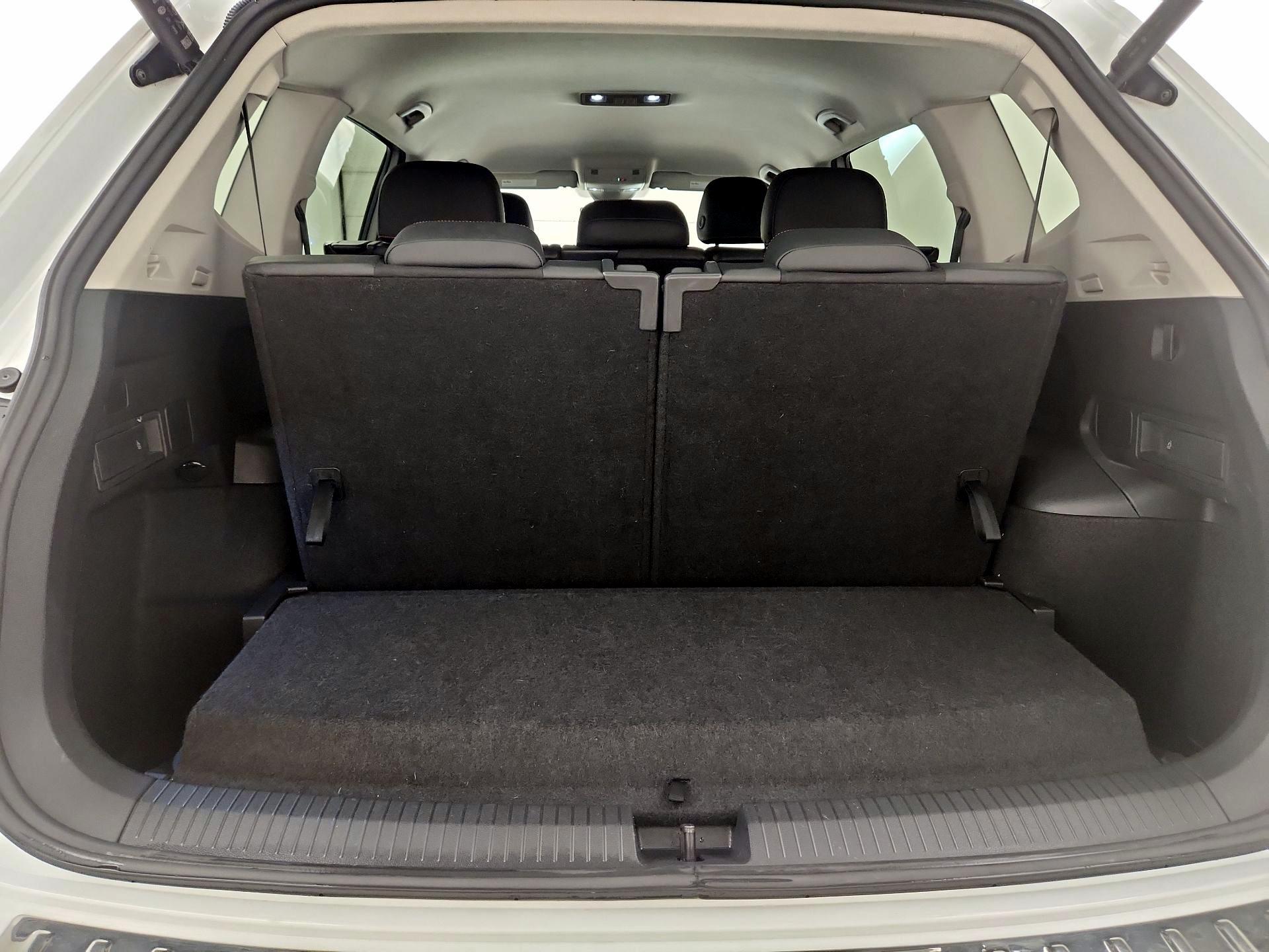 Thumbnail: 2024 Volkswagen Tiguan - 20