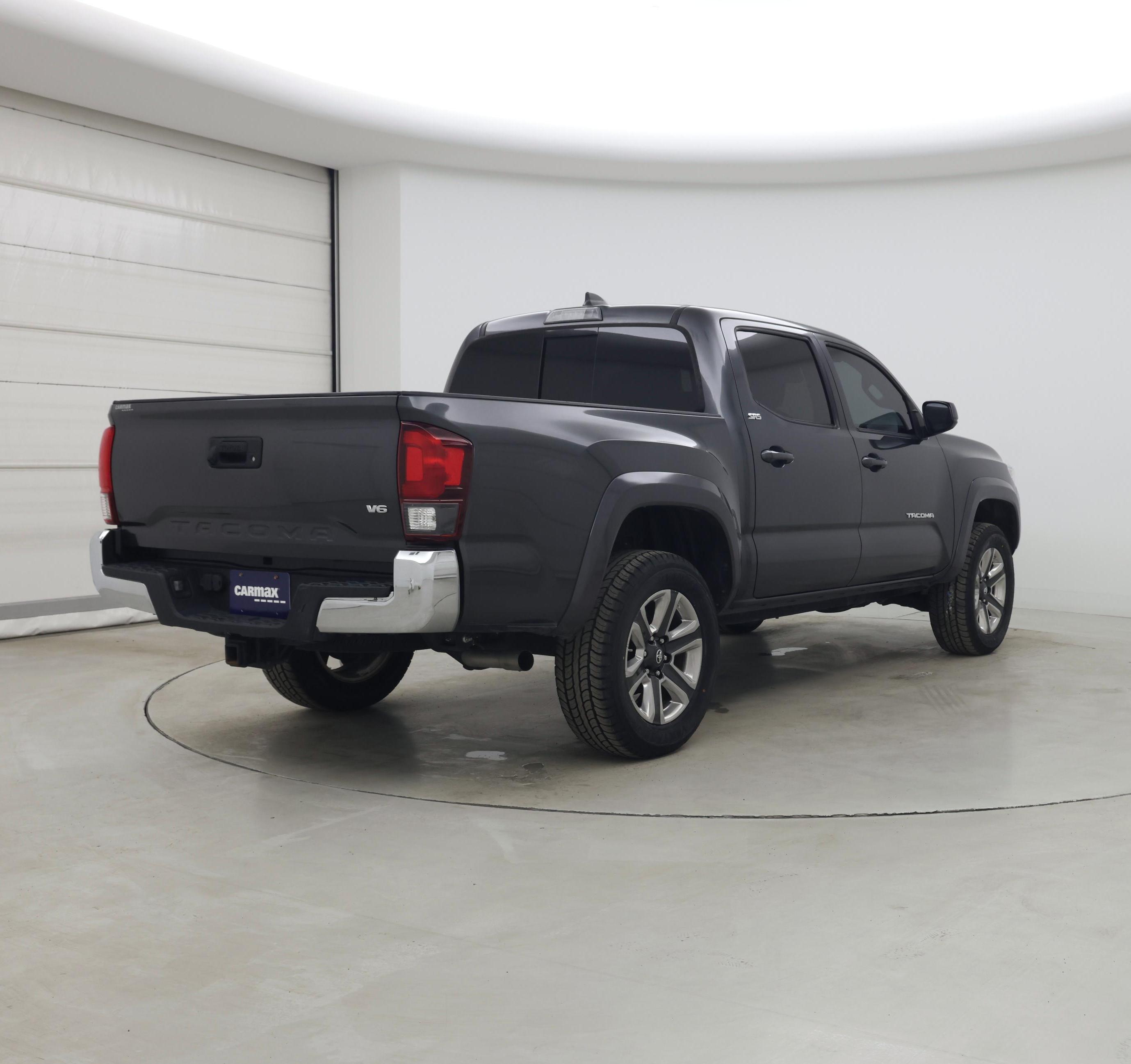 Thumbnail: 2020 Toyota Tacoma - 8