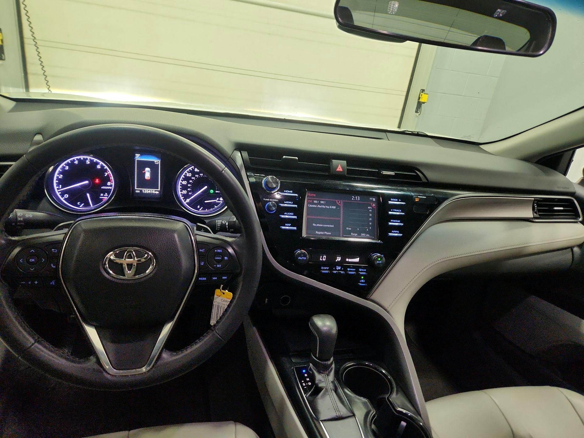 Thumbnail: 2019 Toyota Camry - 9