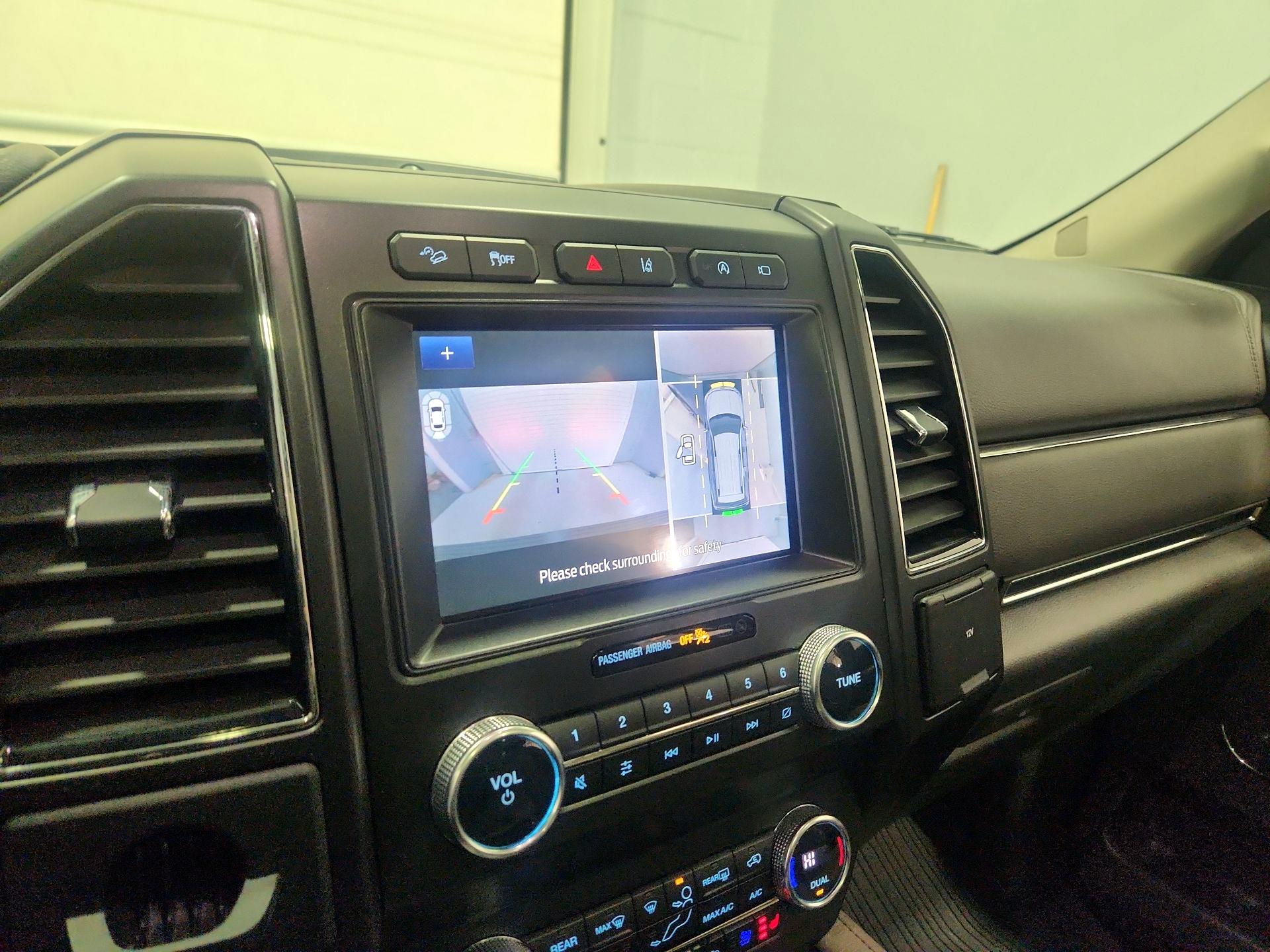 Thumbnail: 2020 Ford Expedition - 15