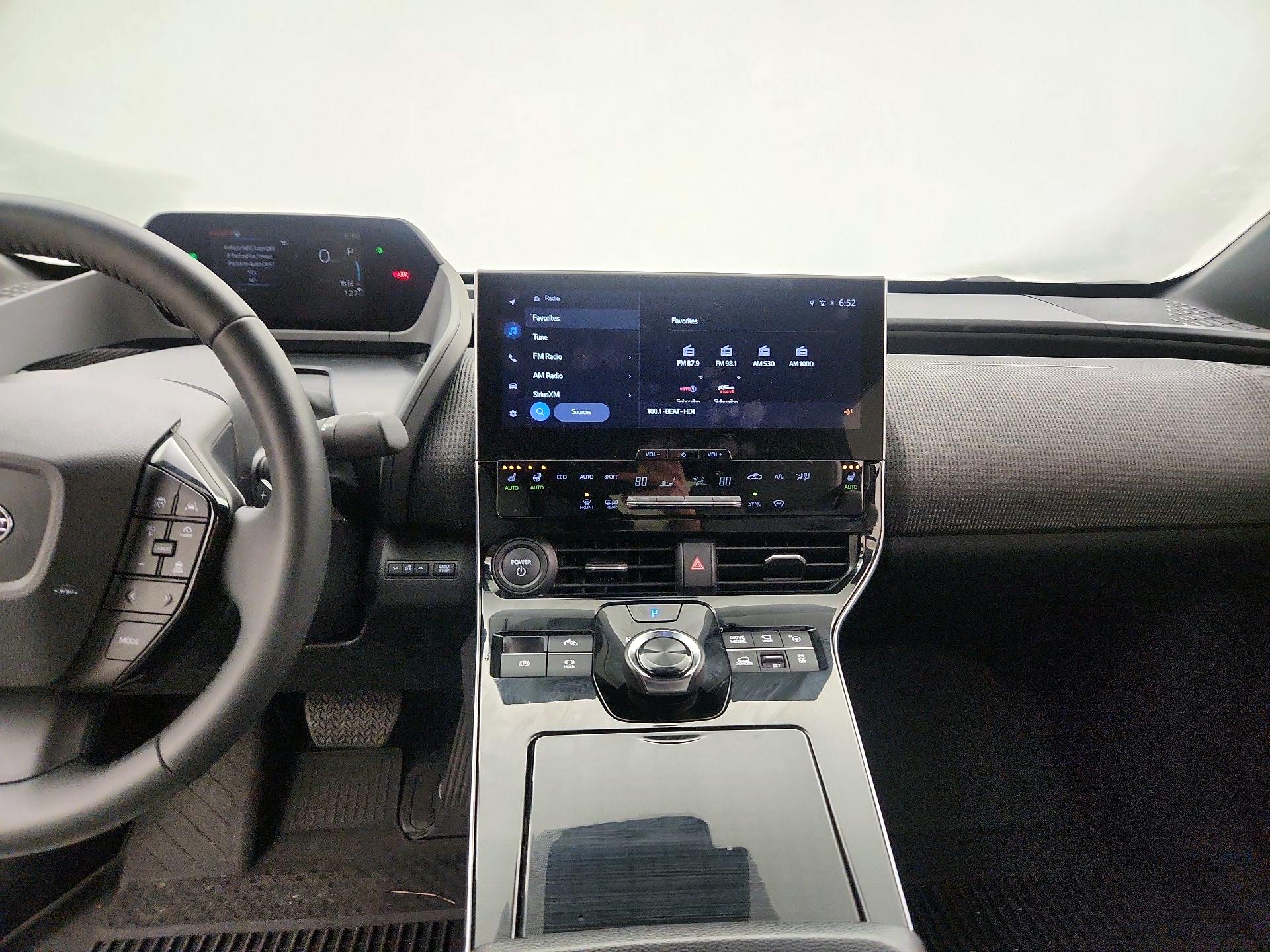 Thumbnail: 2023 Subaru Solterra - 9