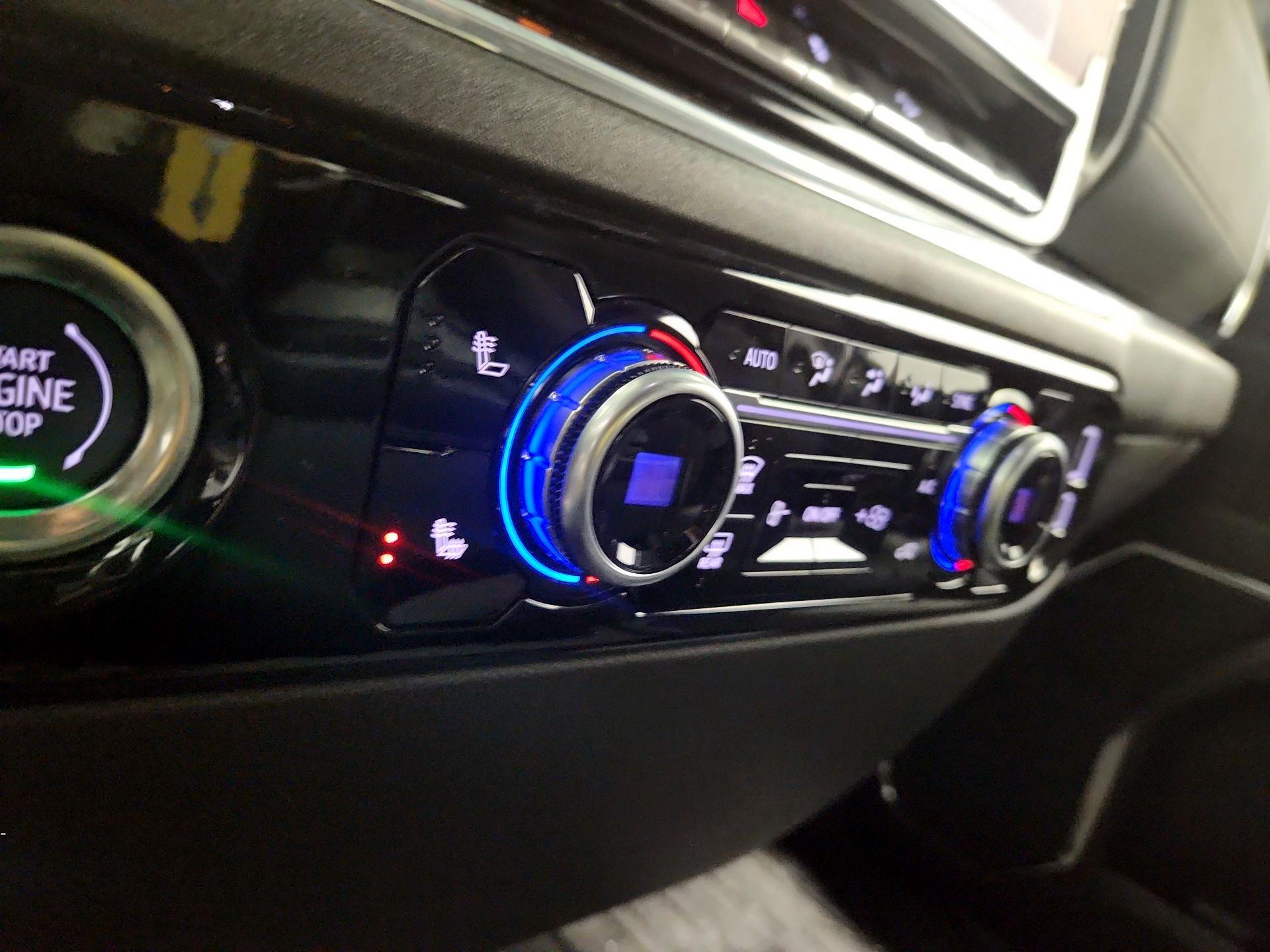 Thumbnail: 2024 GMC Sierra 1500 - 16