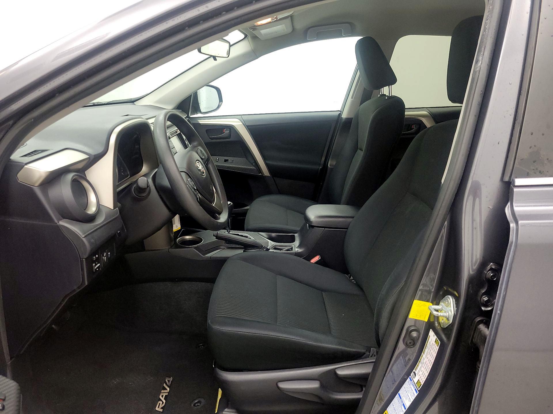 Thumbnail: 2015 Toyota RAV4 - 19