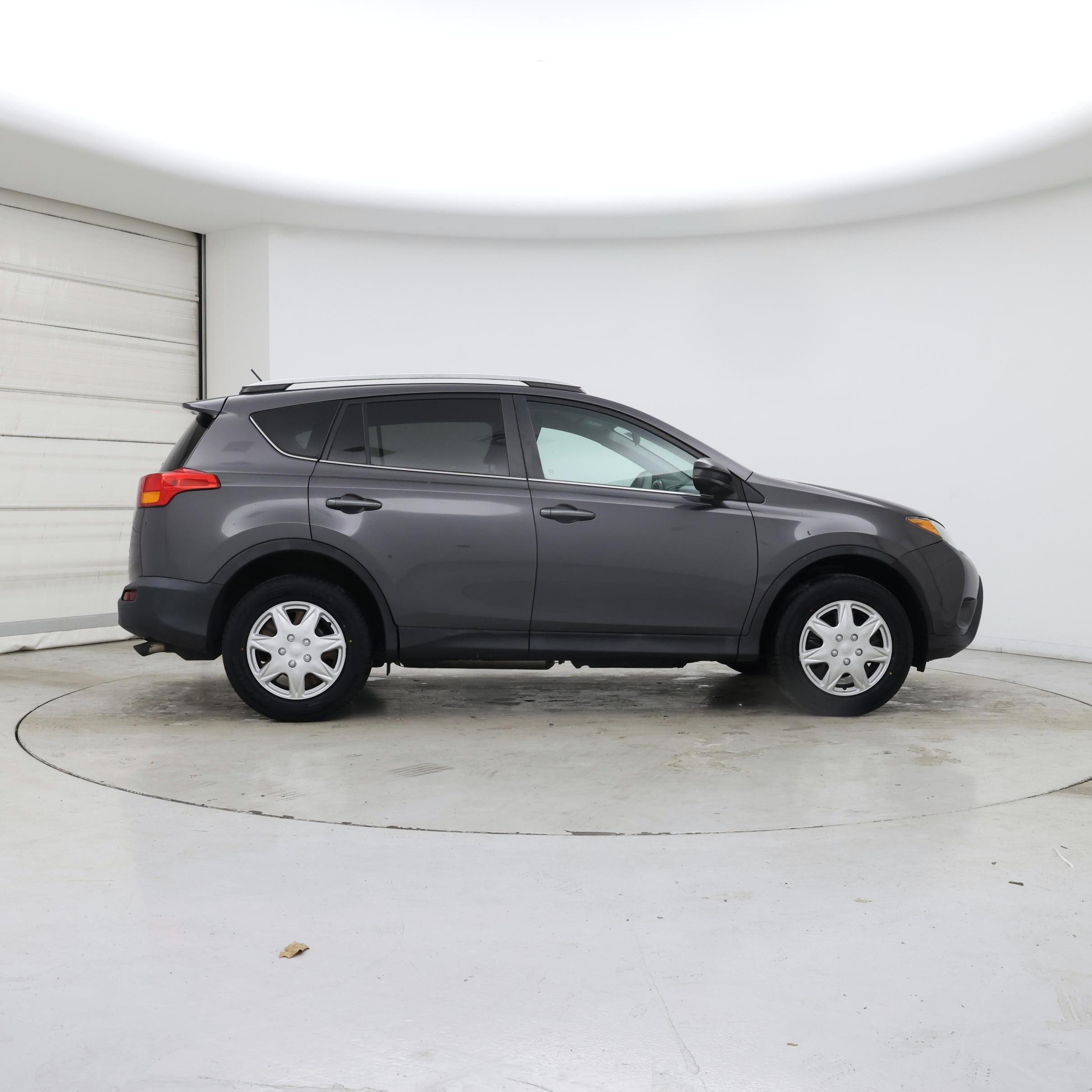 Thumbnail: 2015 Toyota RAV4 - 7
